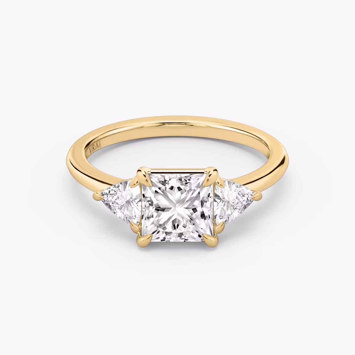 The Three Stone | Princess | 18k | Yellow Gold | bandAccent: Plain | sideStoneCarat: 0.25ct | sideStoneShape: Trillion | diamondOrientation: vertical | caratWeight: other