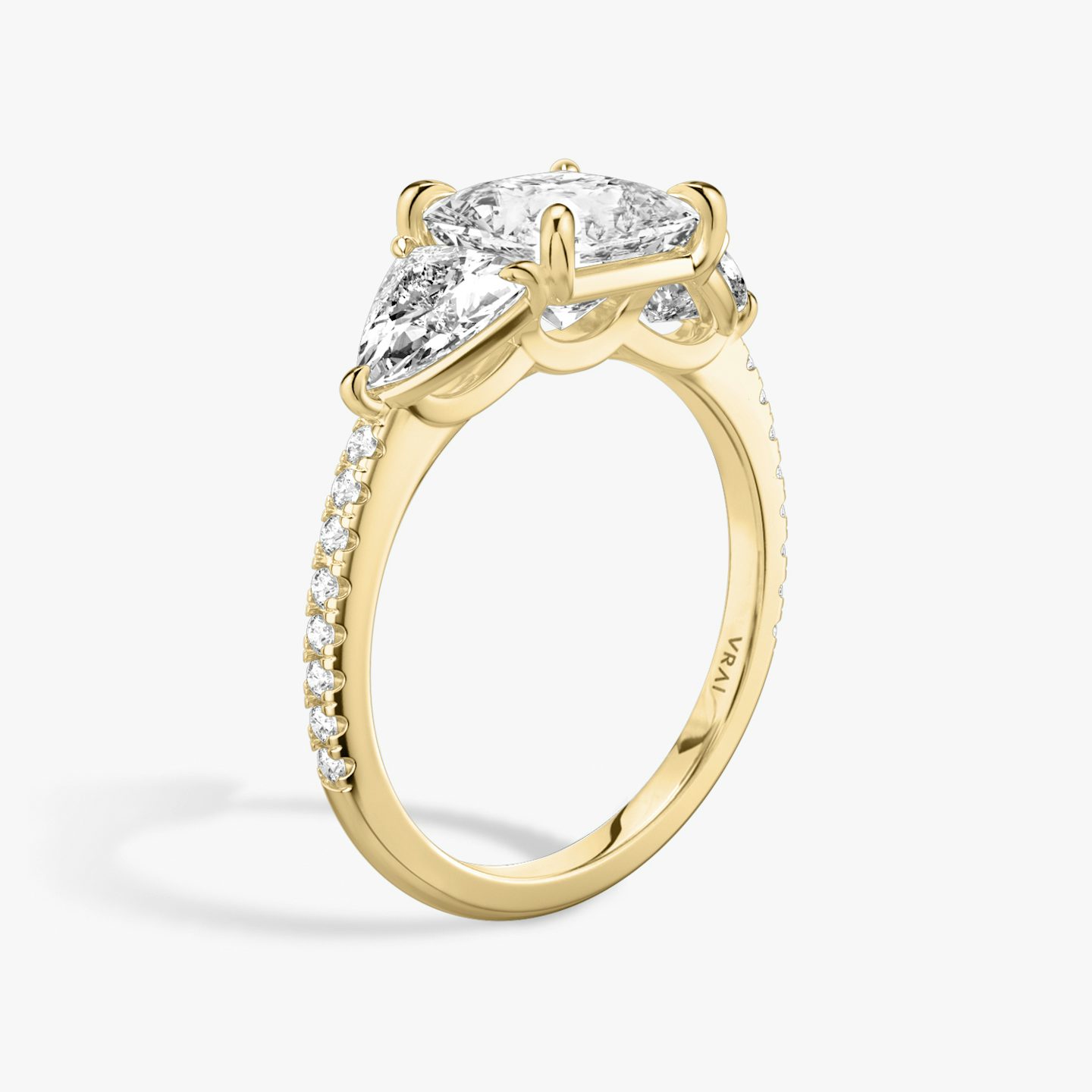 The Three Stone | Princess | 18k | Yellow Gold | bandAccent: Pavé | sideStoneCarat: 0.50ct | sideStoneShape: Trillion | diamondOrientation: vertical | caratWeight: other