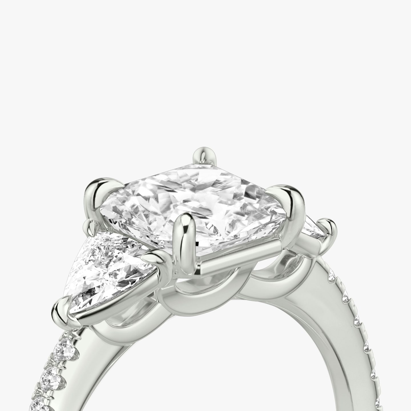 Three Stone | Asscher | 18k | Weißgold | bandAccent: Mit Pavé-Besatz | sideStoneCarat: 0.25ct | sideStoneShape: Trillant | diamondOrientation: vertical | caratWeight: other