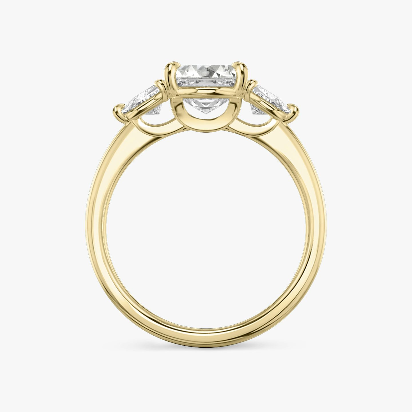 Three Stone | Asscher | 18k | Gelbgold | bandAccent: Ohne Pavé-Besatz | sideStoneCarat: 0.25ct | sideStoneShape: Trillant | diamondOrientation: vertical | caratWeight: other