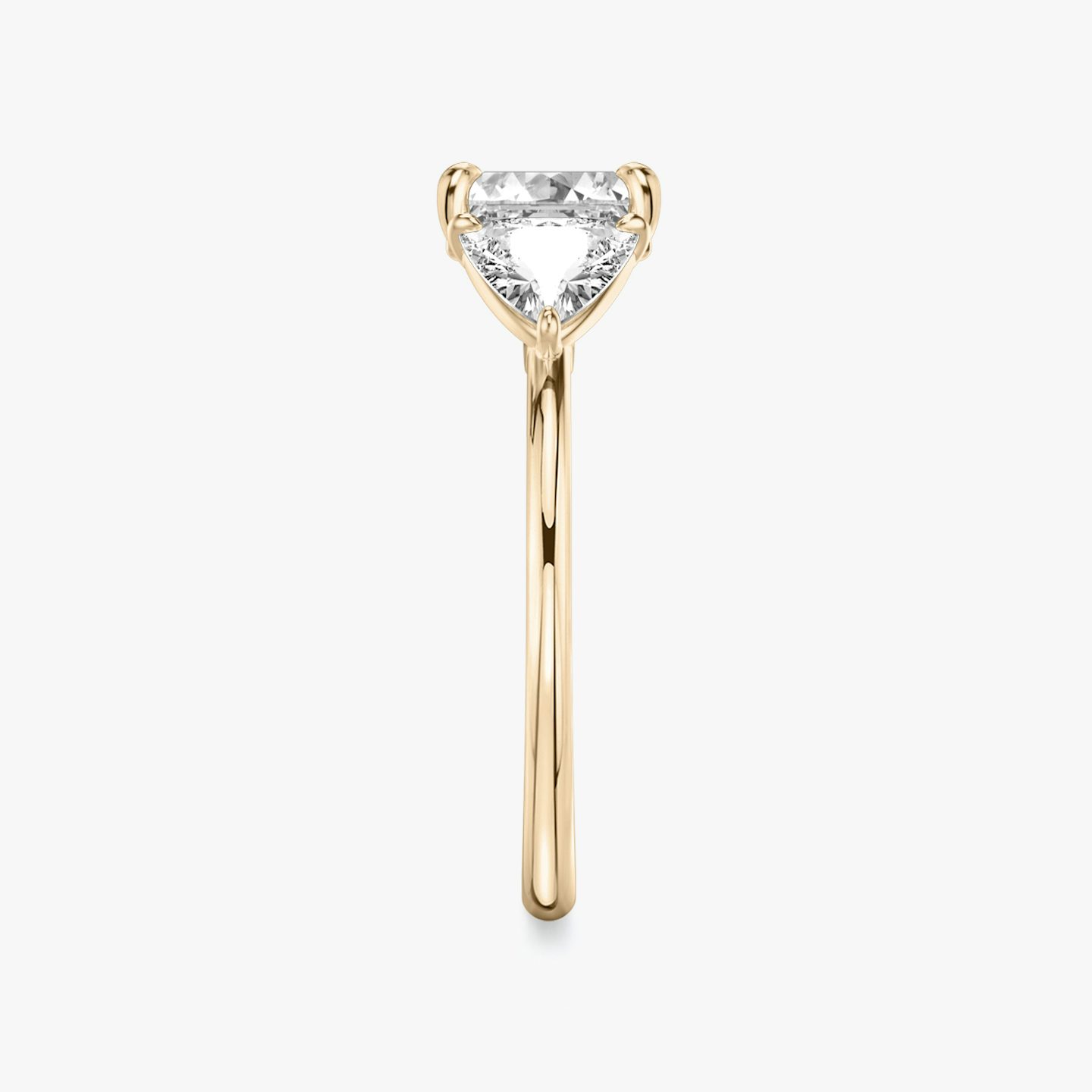 Three Stone | Asscher | 14k | Roségold | bandAccent: Ohne Pavé-Besatz | sideStoneCarat: 0.50ct | sideStoneShape: Trillant | diamondOrientation: vertical | caratWeight: other