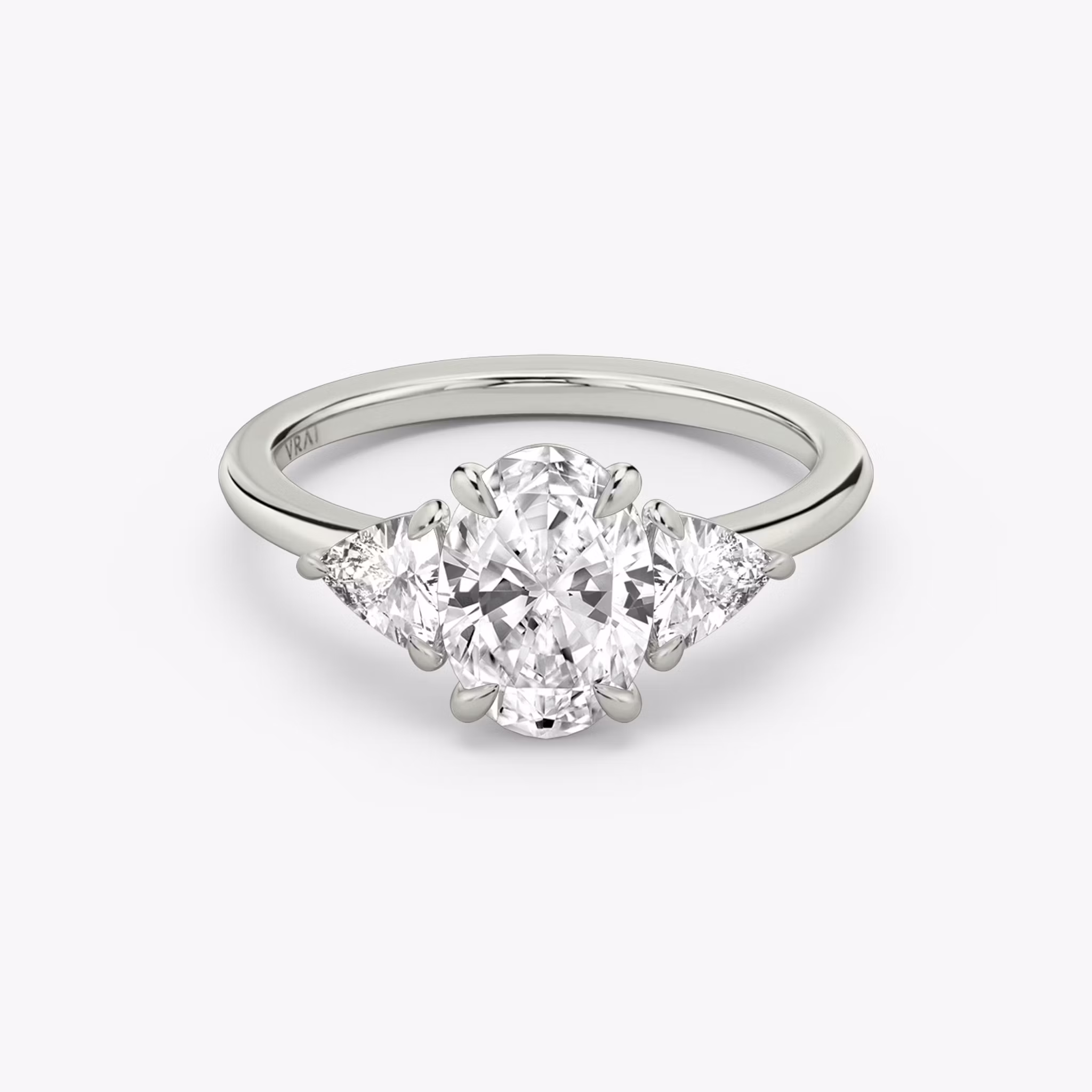 The Three Stone Oval | Platinum