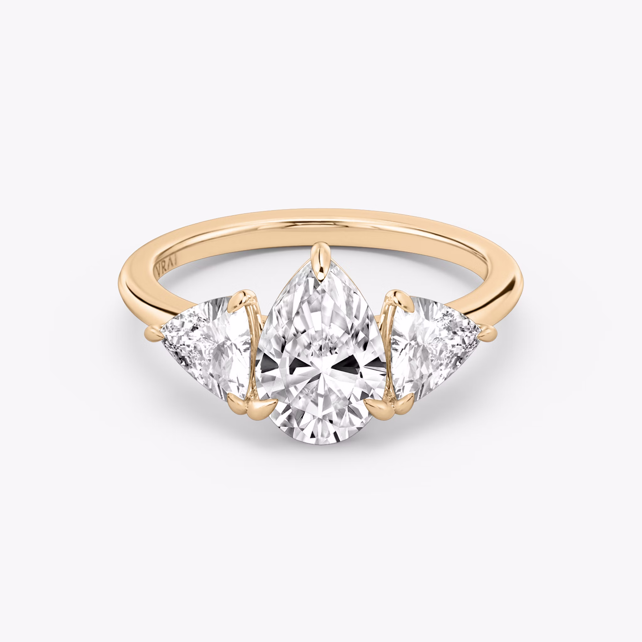 Three Stone | Tropfen | 14k | Roségold | bandAccent: Ohne Pavé-Besatz | sideStoneCarat: 0.50ct | sideStoneShape: Trillant | diamondOrientation: vertical | caratWeight: other