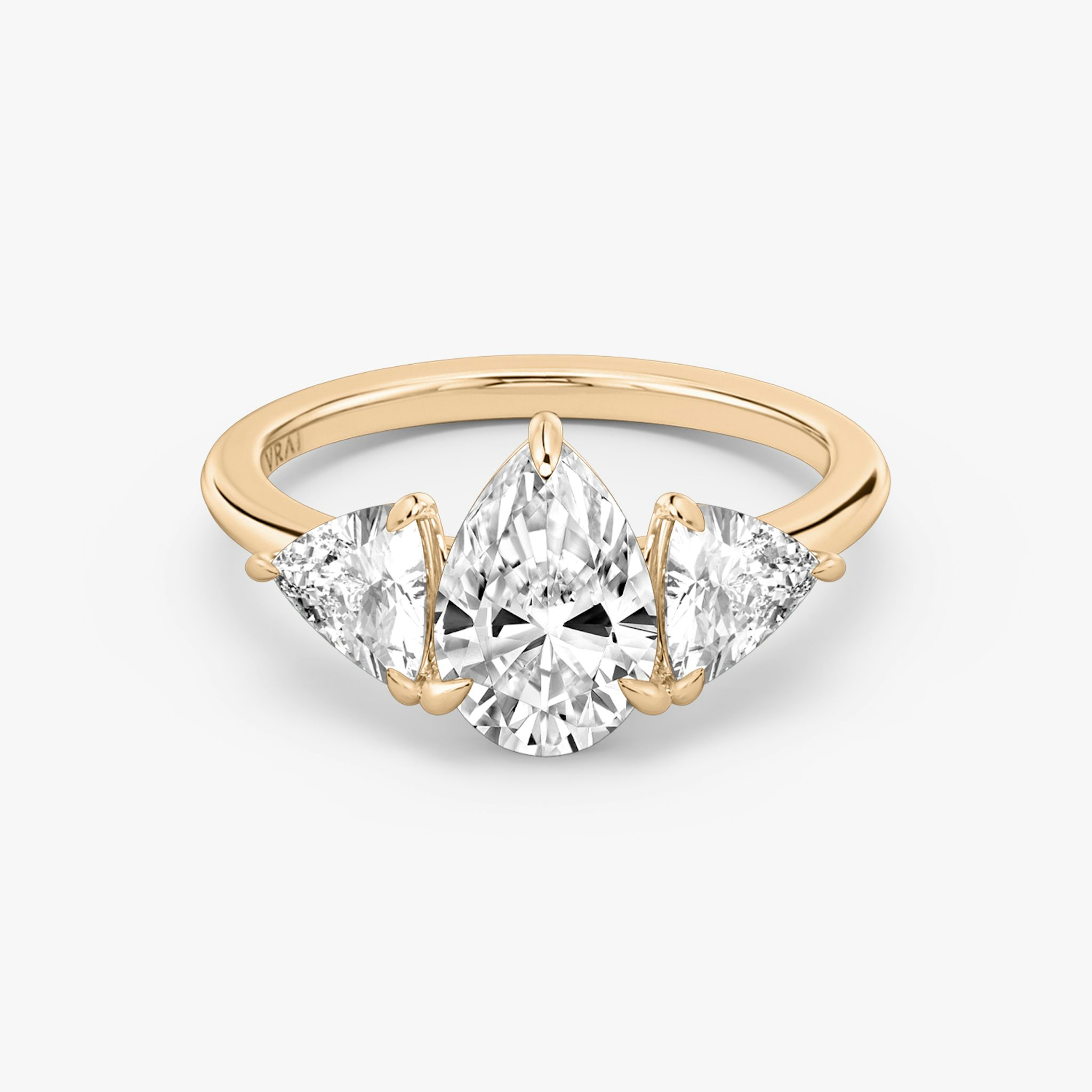 Three Stone | Tropfen | 14k | Roségold | bandAccent: Ohne Pavé-Besatz | sideStoneCarat: 0.50ct | sideStoneShape: Trillant | diamondOrientation: vertical | caratWeight: other