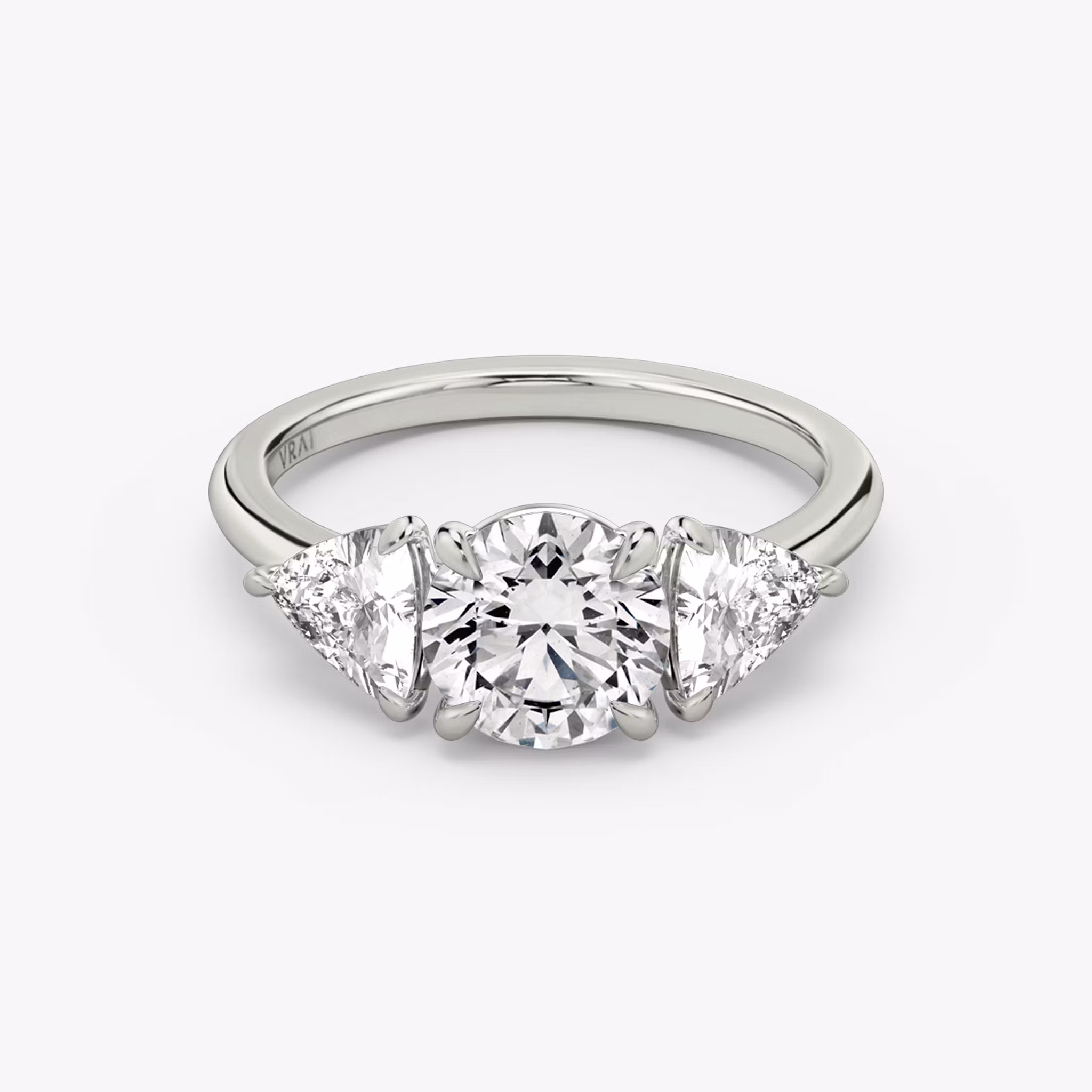Three Stone Round Brilliant | White Gold