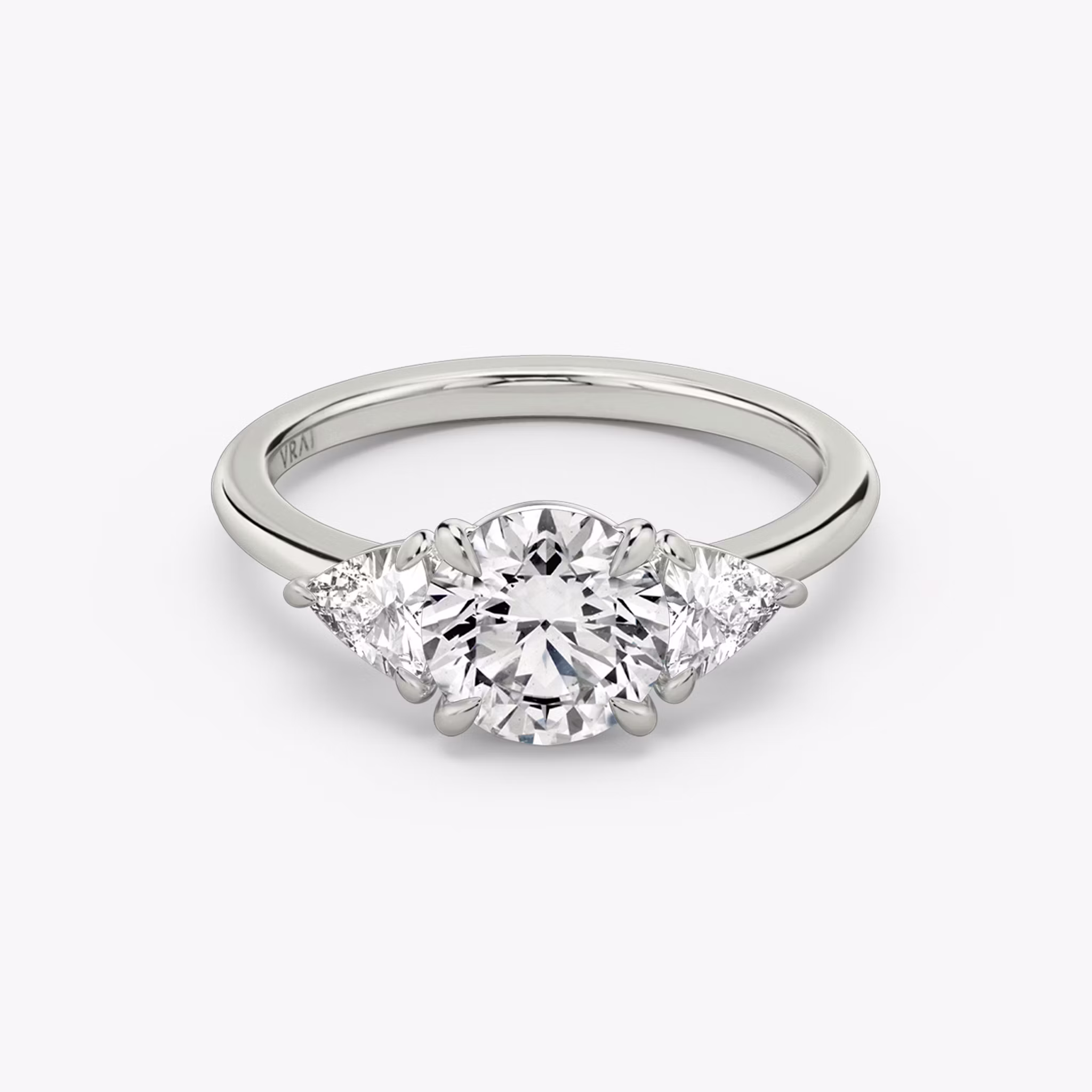 Three Stone Round Brilliant | Platinum