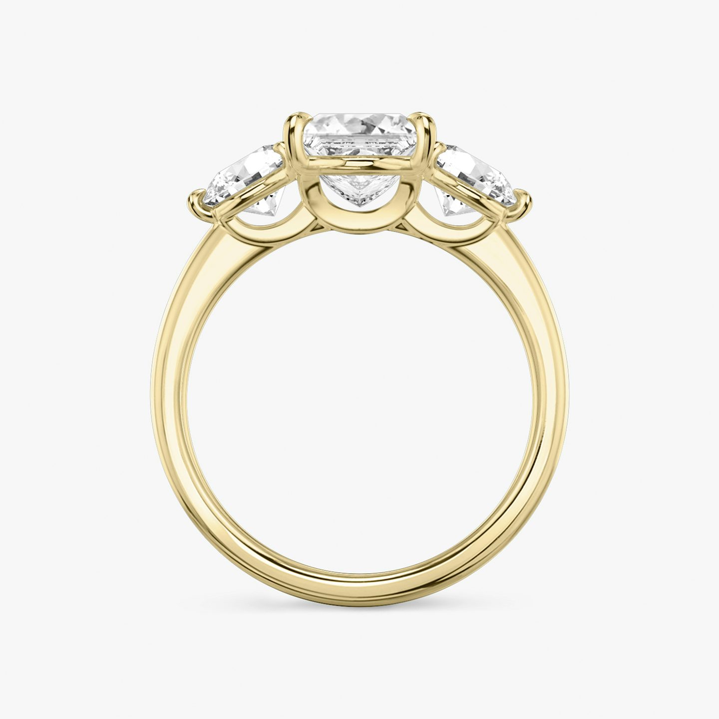 The Three Stone | Princess | 18k | Yellow Gold | bandAccent: Plain | sideStoneCarat: 0.50ct | sideStoneShape: Round Brilliant | diamondOrientation: vertical | caratWeight: other