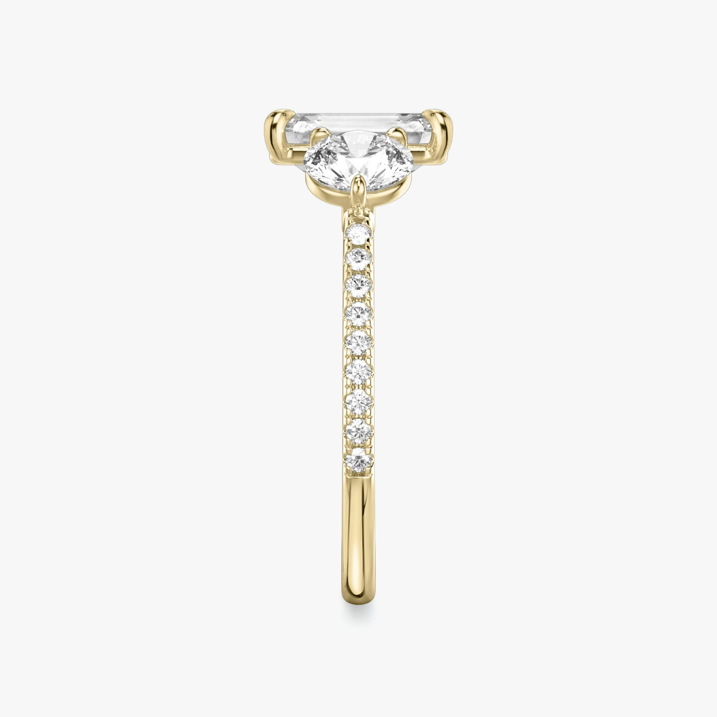 The Three Stone | Princess | 18k | Yellow Gold | bandAccent: Pavé | sideStoneCarat: 0.50ct | sideStoneShape: Round Brilliant | diamondOrientation: vertical | caratWeight: other