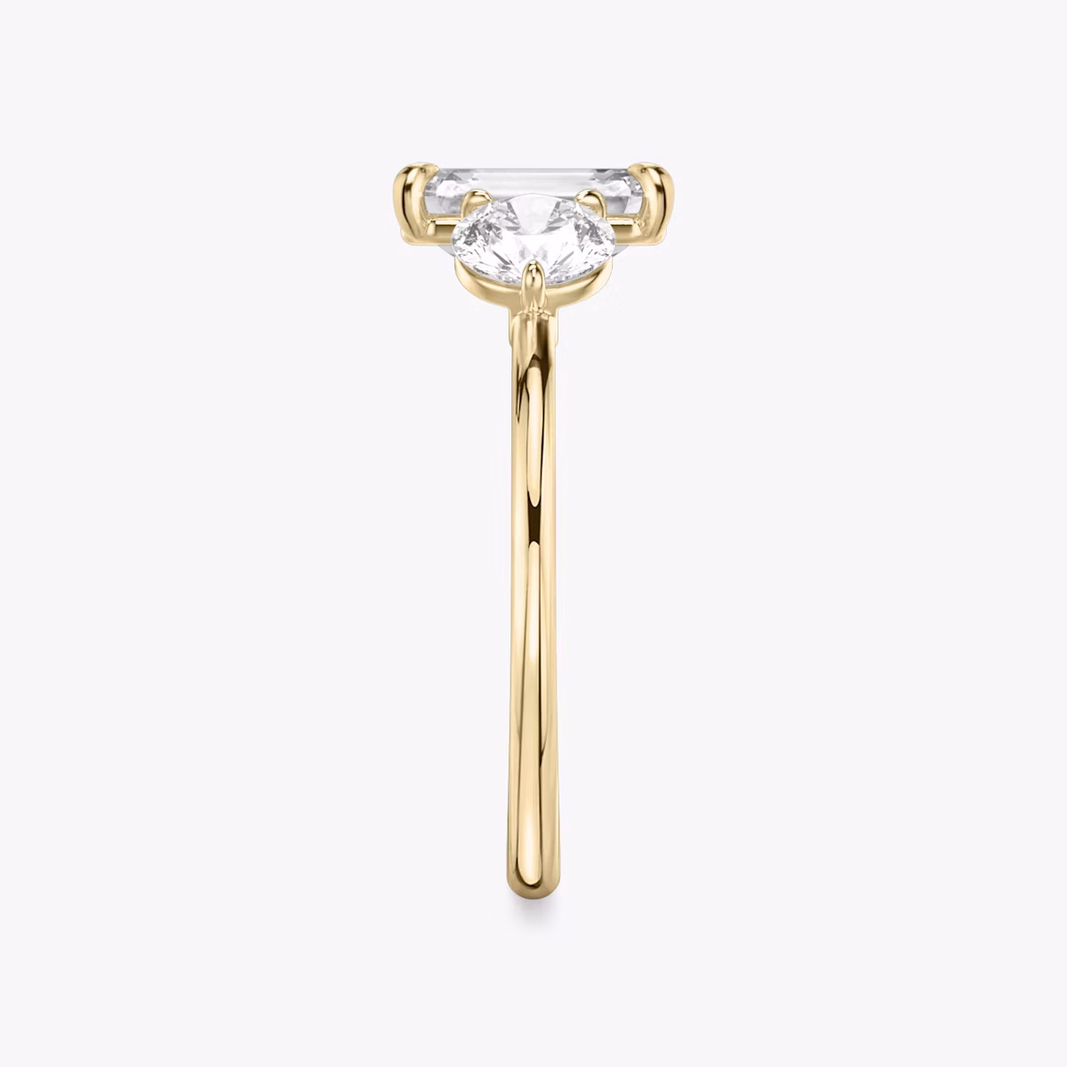 The Three Stone | Emerald | 18k | Yellow Gold | bandAccent: Plain | sideStoneCarat: 0.50ct | sideStoneShape: Round Brilliant | diamondOrientation: vertical | caratWeight: other