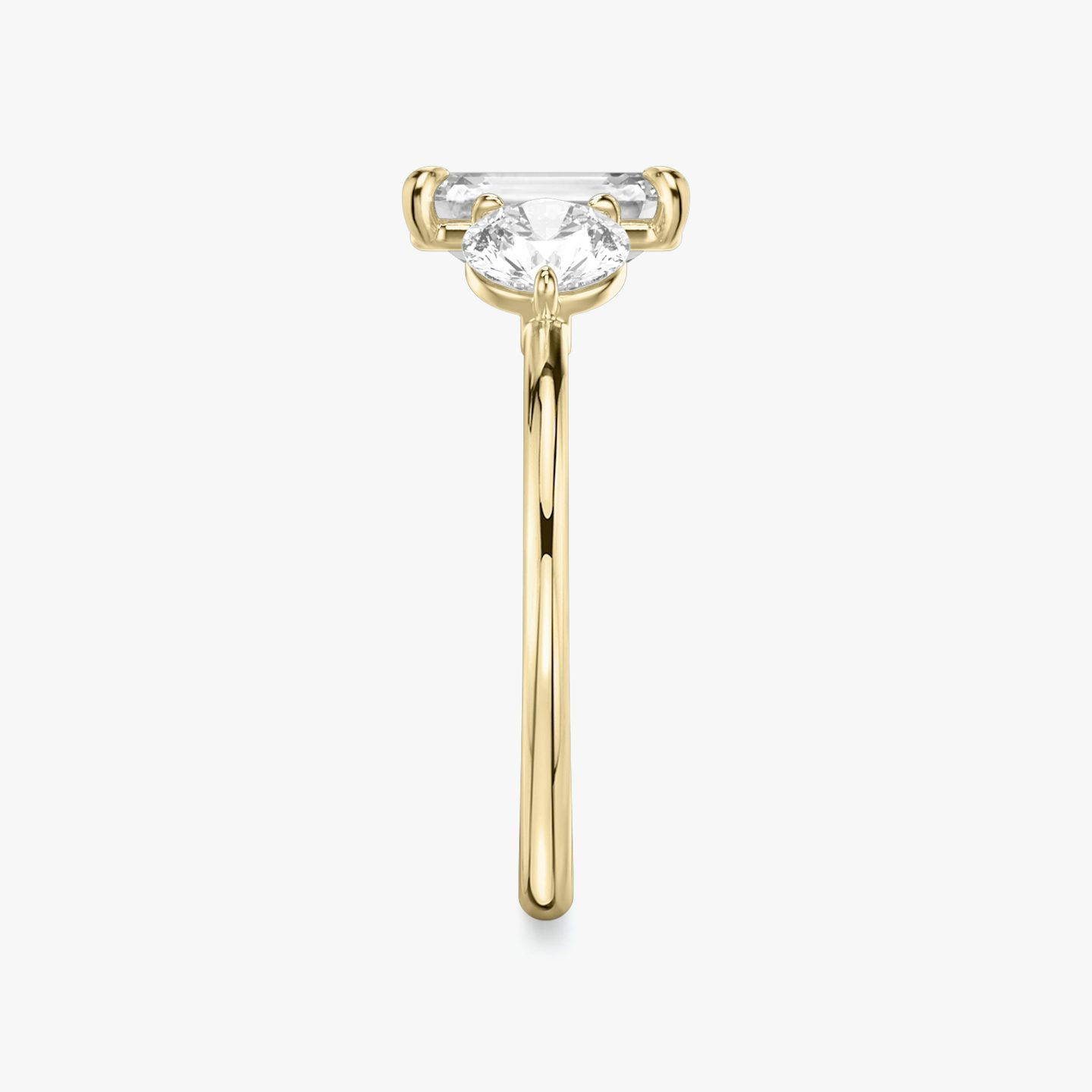 The Three Stone | Emerald | 18k | Yellow Gold | bandAccent: Plain | sideStoneCarat: 0.50ct | sideStoneShape: Round Brilliant | diamondOrientation: vertical | caratWeight: other