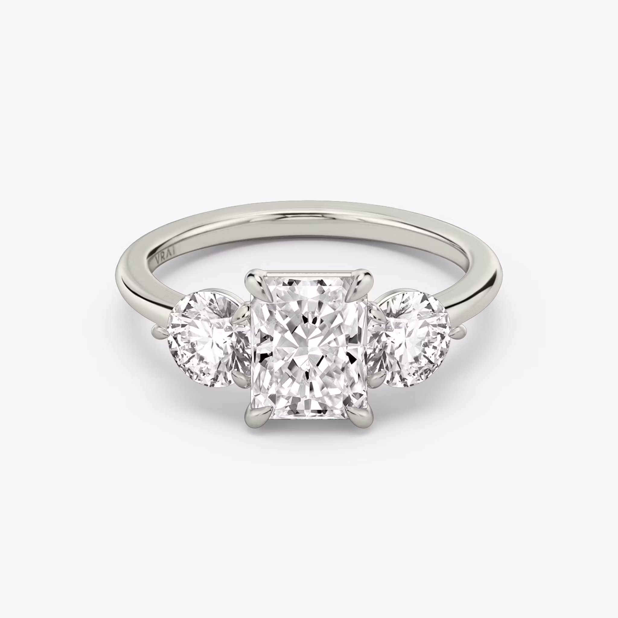 Three Stone Radiante | White Gold