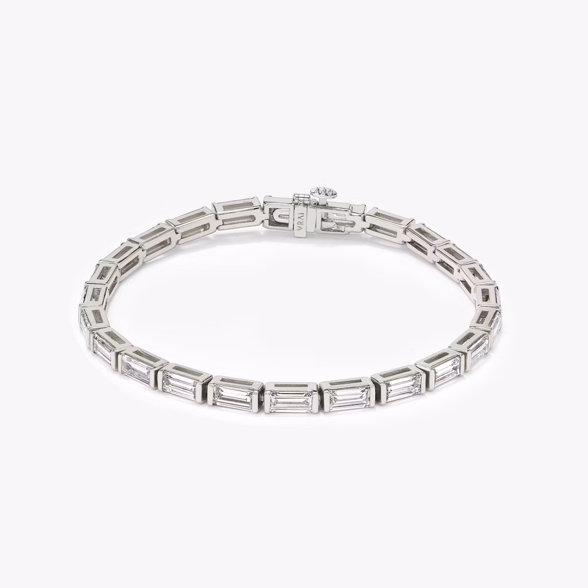 Baguette Tennis Bracelet | Baguette | 14k | White Gold | diamondSize: large | chainLength: 7