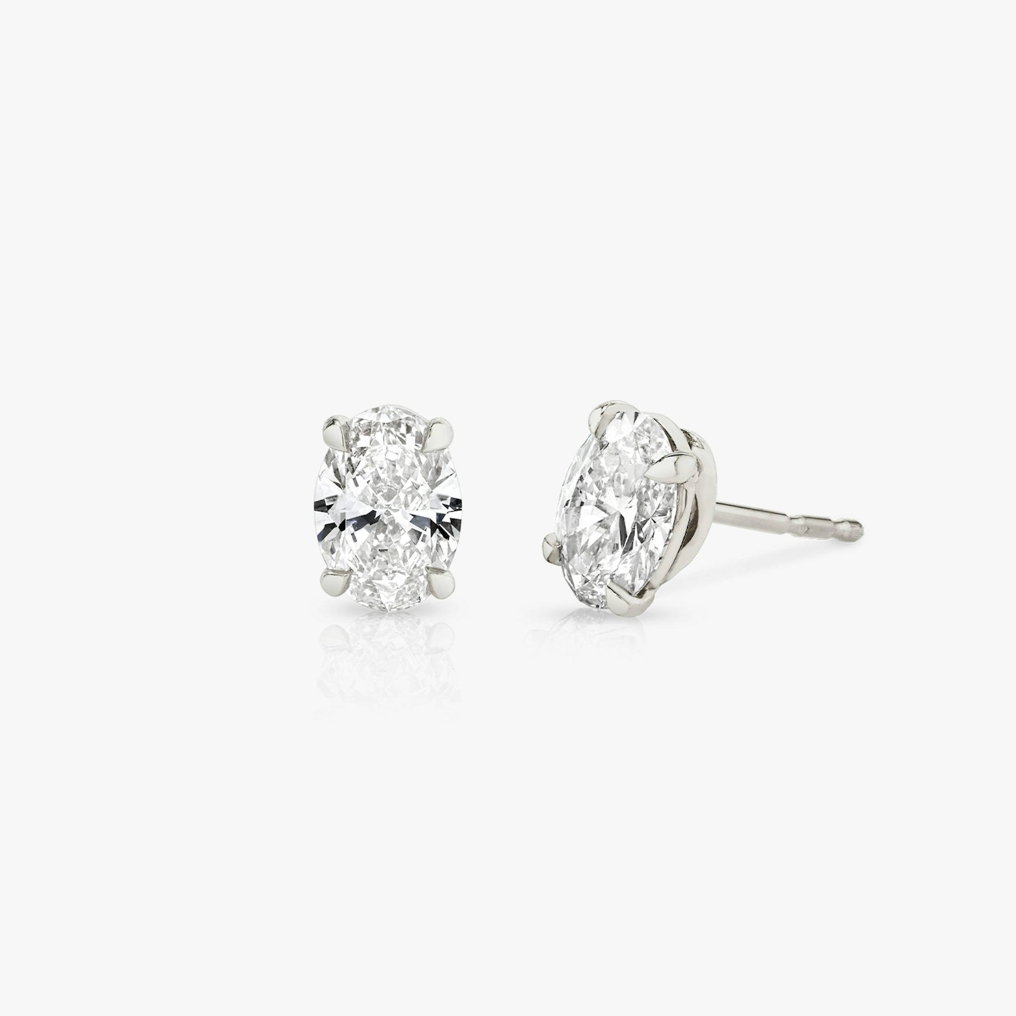 VRAI Solitaire Stud | Oval | 14k | White Gold | caratWeight: other