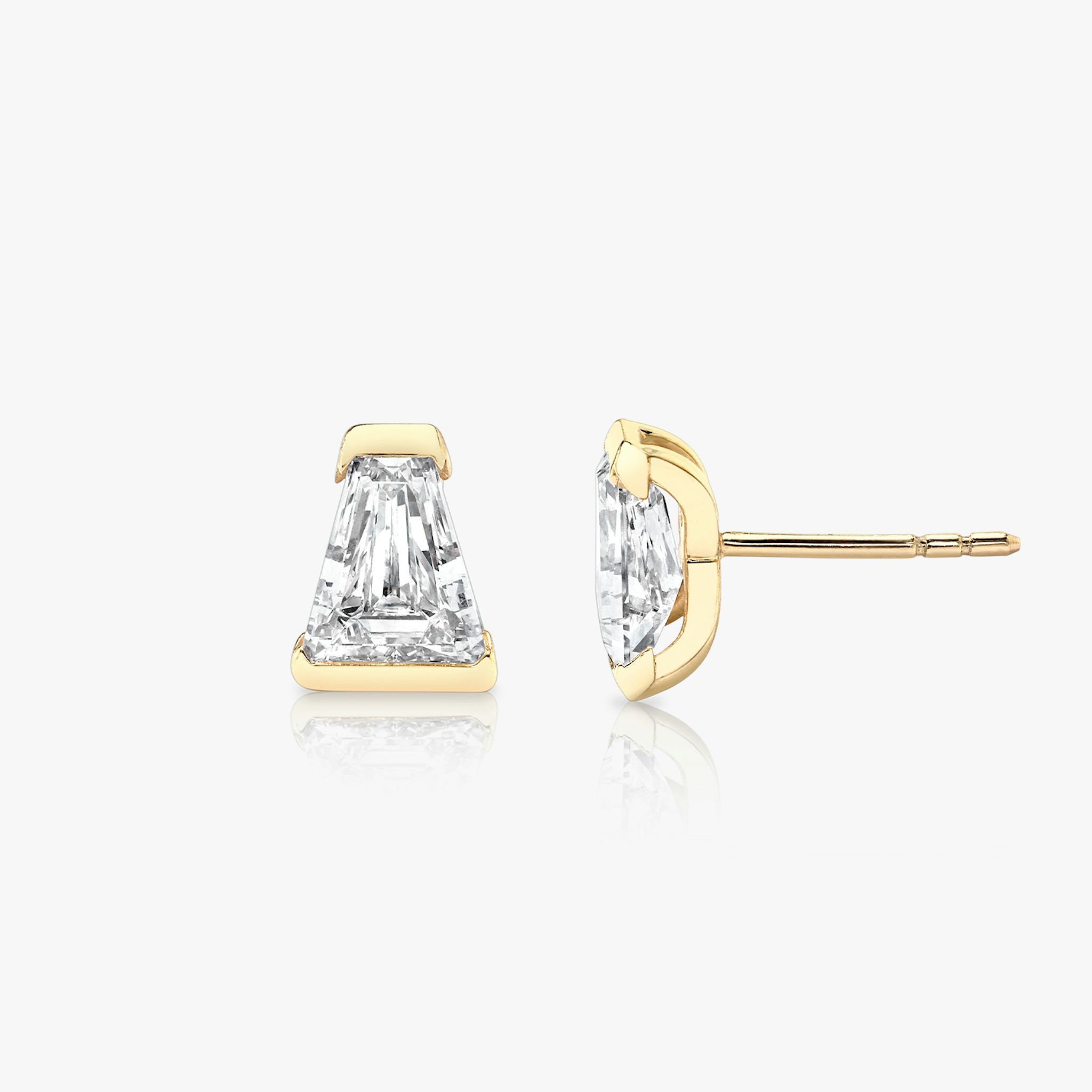 Knife-Edge Semi-Bezel Stud | Keystone | 14k | Yellow Gold | caratWeight: 0.75ct