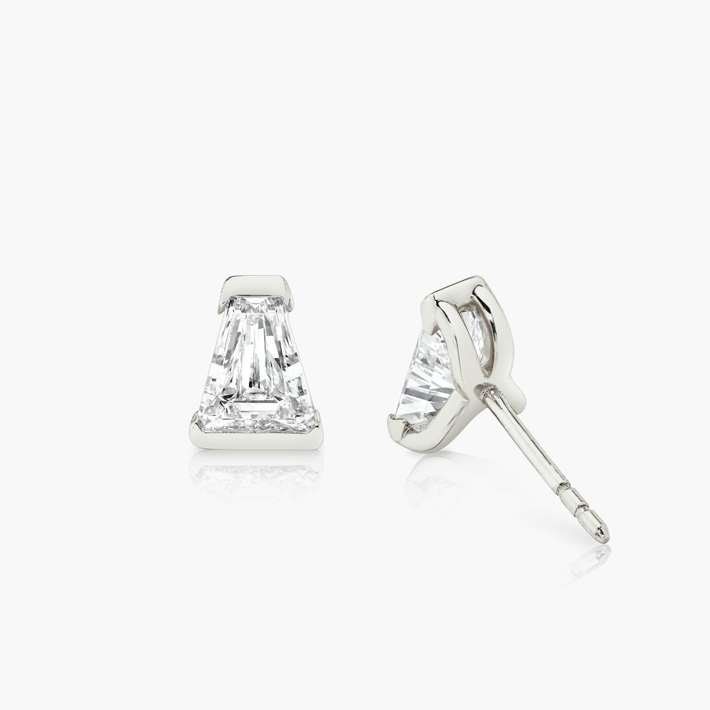 Knife-Edge Semi-Bezel Stud | Keystone | 14k | White Gold | caratWeight: 0.75ct