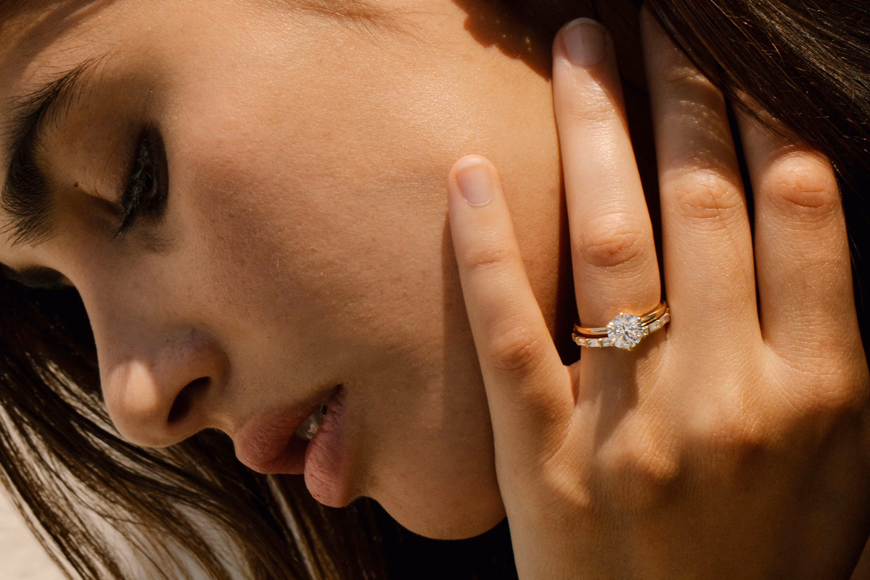 Diamond carat weight & band