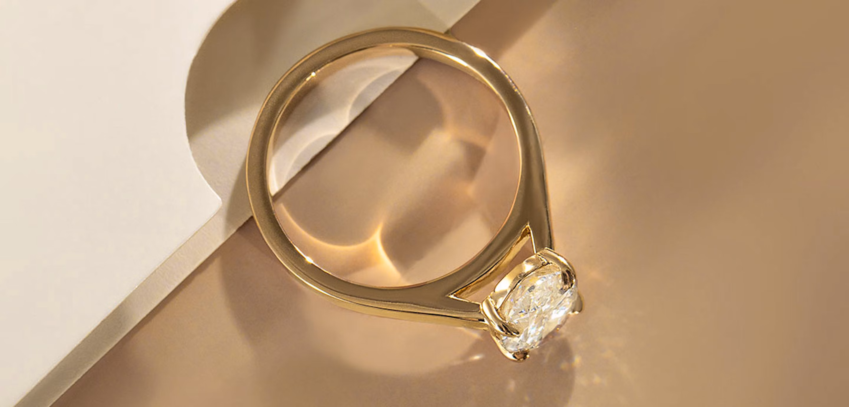 Yellow gold engagement ring