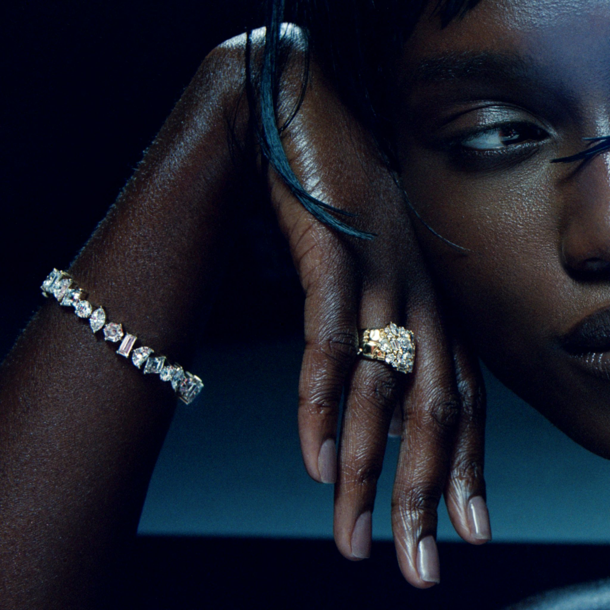 Illuminate Bracelet | baguette+lozenge+hexagon+marquise+round-brilliant+half-moon | 14k | Yellow Gold | chainLength: 7