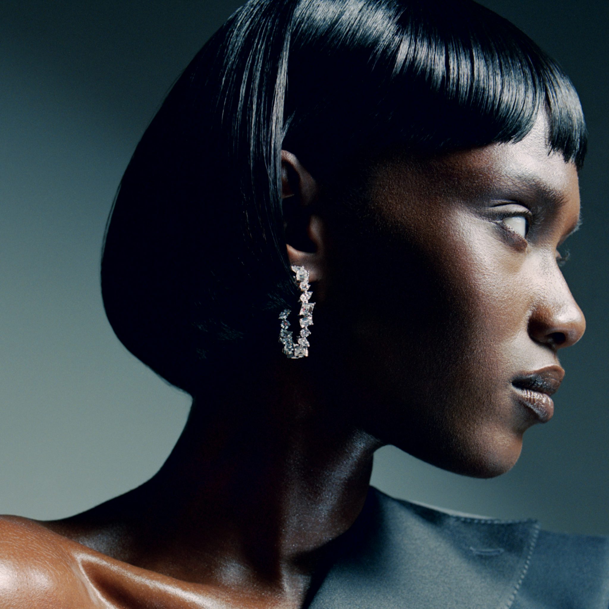 Illuminate Hoop | emerald+marquise+round-brilliant+lozenge | 14k | Yellow Gold