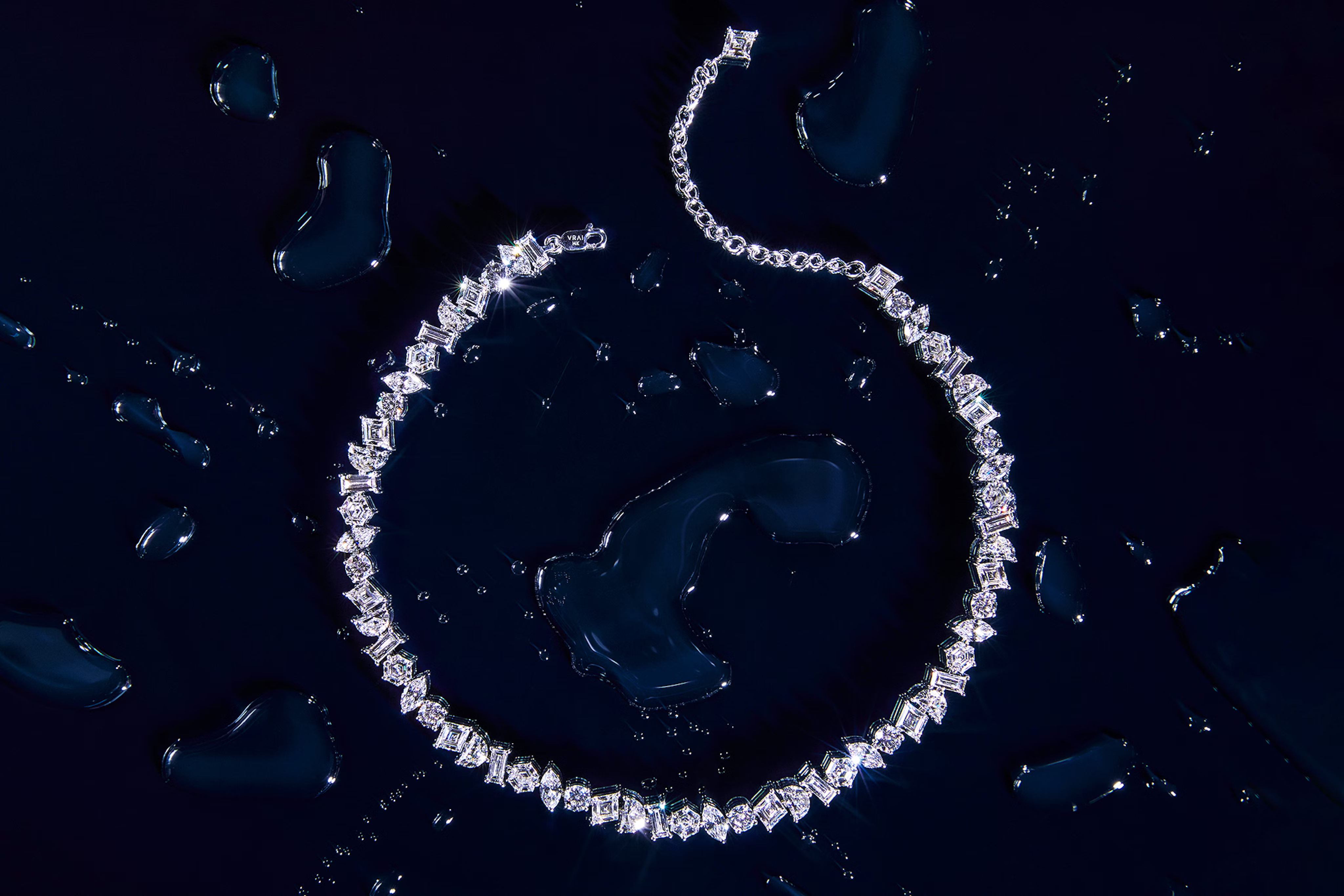 Illuminate Choker