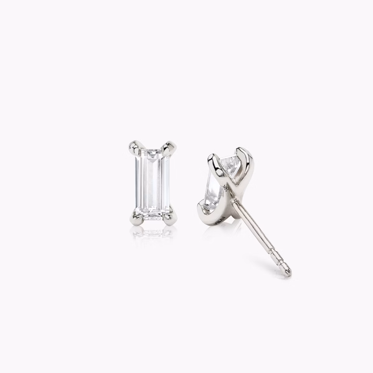 Baguette Stud | Baguette | 14k | White Gold | caratWeight: 0.25ct