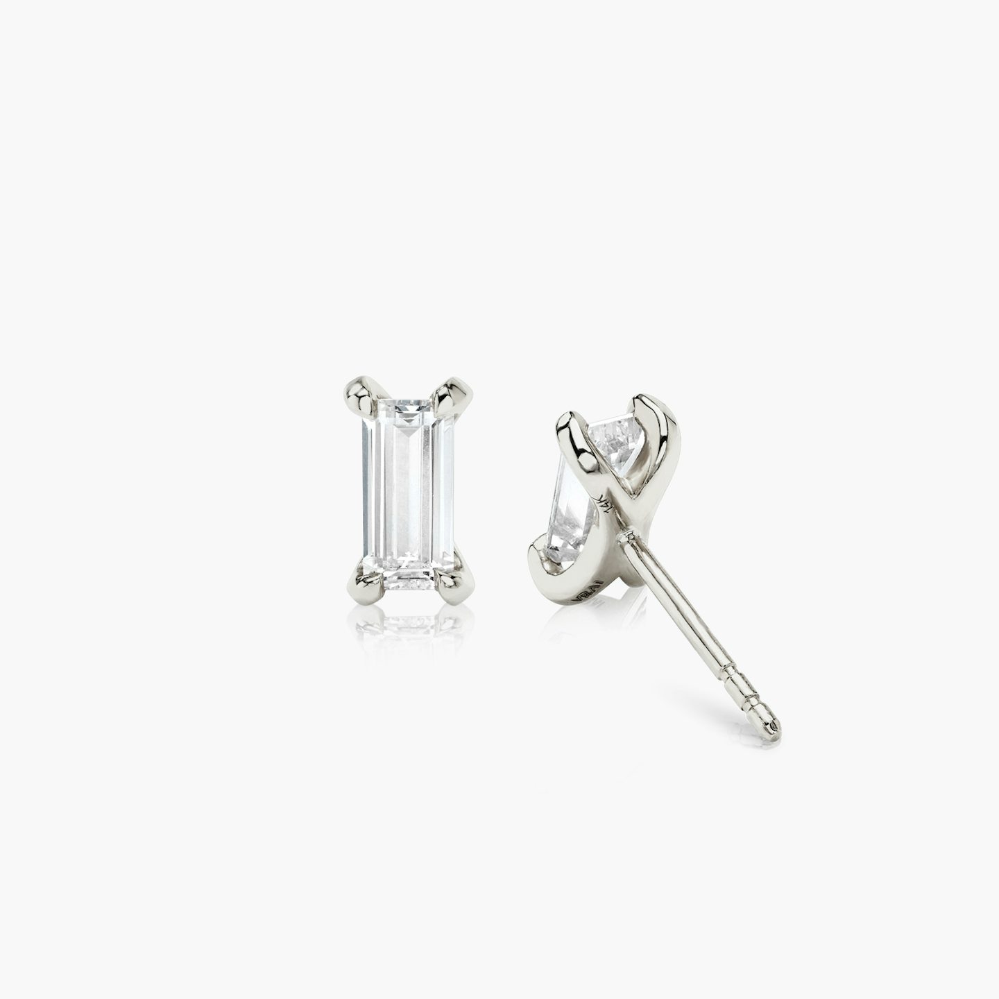 Baguette Stud | Baguette | 14k | White Gold | caratWeight: 0.25ct