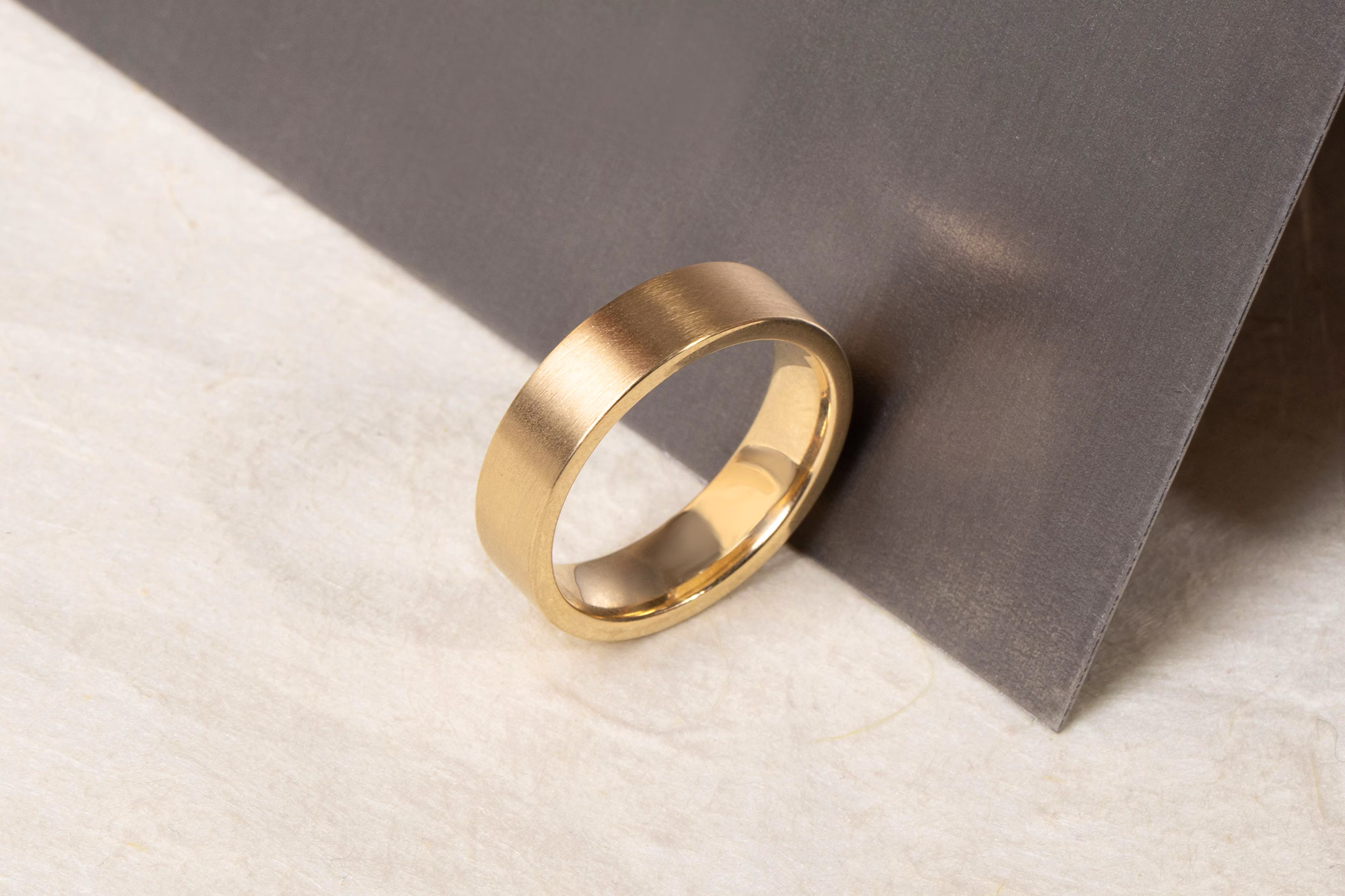 Yellow gold brushed flat band