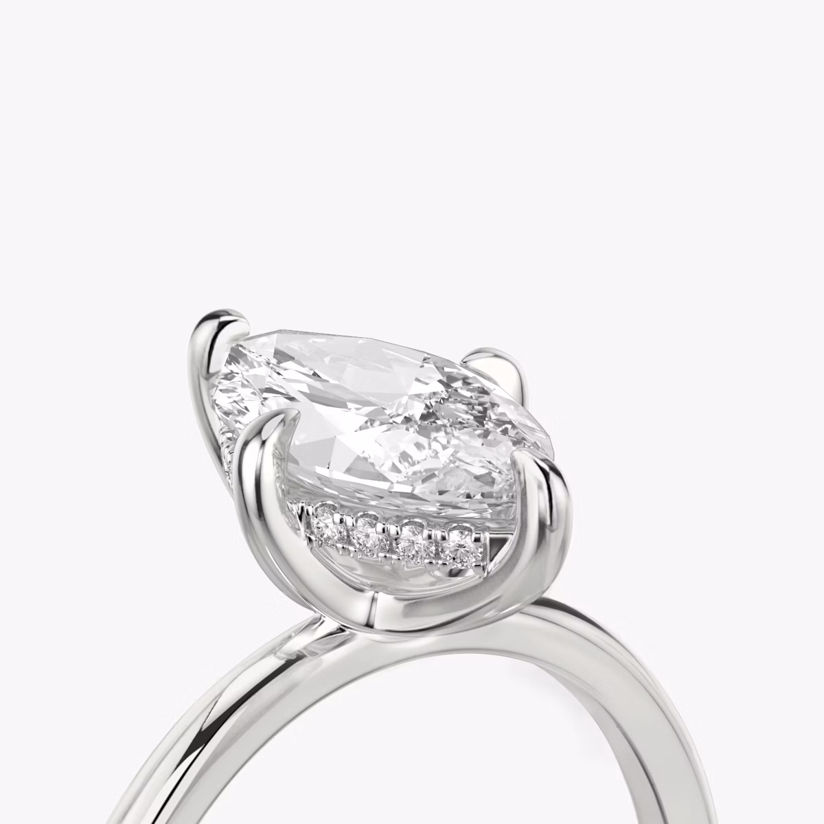 Classic Hidden Halo | Marquise | 18k | Weißgold | bandAccent: Ohne Pavé-Besatz | bandWidth: standard | prongStyle: Ohne Pavé-Besatz | diamondOrientation: vertical | caratWeight: other