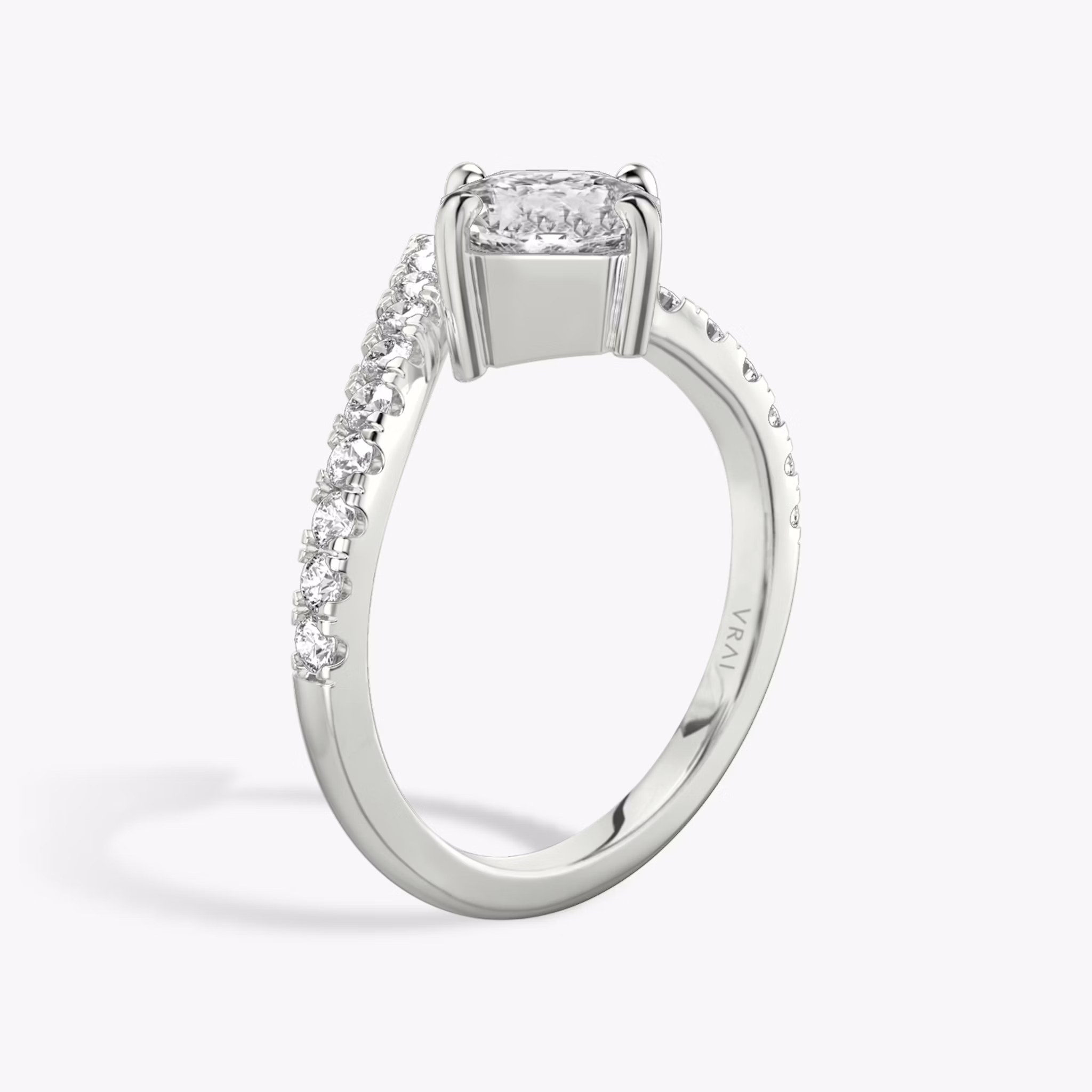 The Signature V | Asscher | 18k | White Gold | bandAccent: Pavé | diamondOrientation: vertical | caratWeight: other