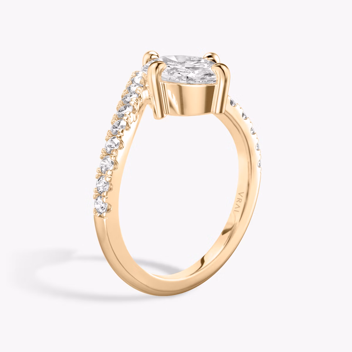 The Signature V | Oval | 14k | Rose Gold | bandAccent: Pavé | diamondOrientation: vertical | caratWeight: other