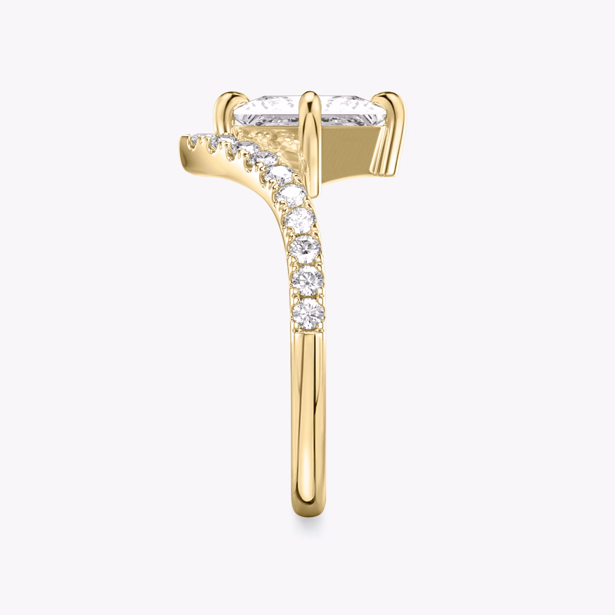 The Signature V | Princess | 18k | Yellow Gold | bandAccent: Pavé | diamondOrientation: vertical | caratWeight: other