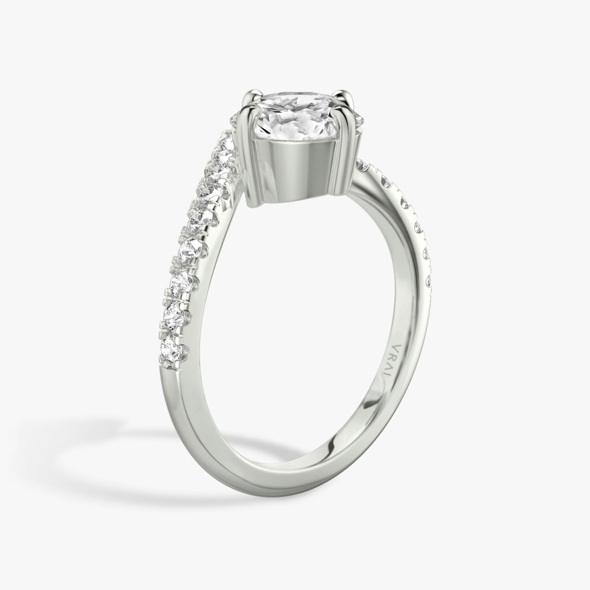 Signature V | Rund | Platin | bandAccent: Mit Pavé-Besatz | caratWeight: 1.5ct | diamondOrientation: vertical