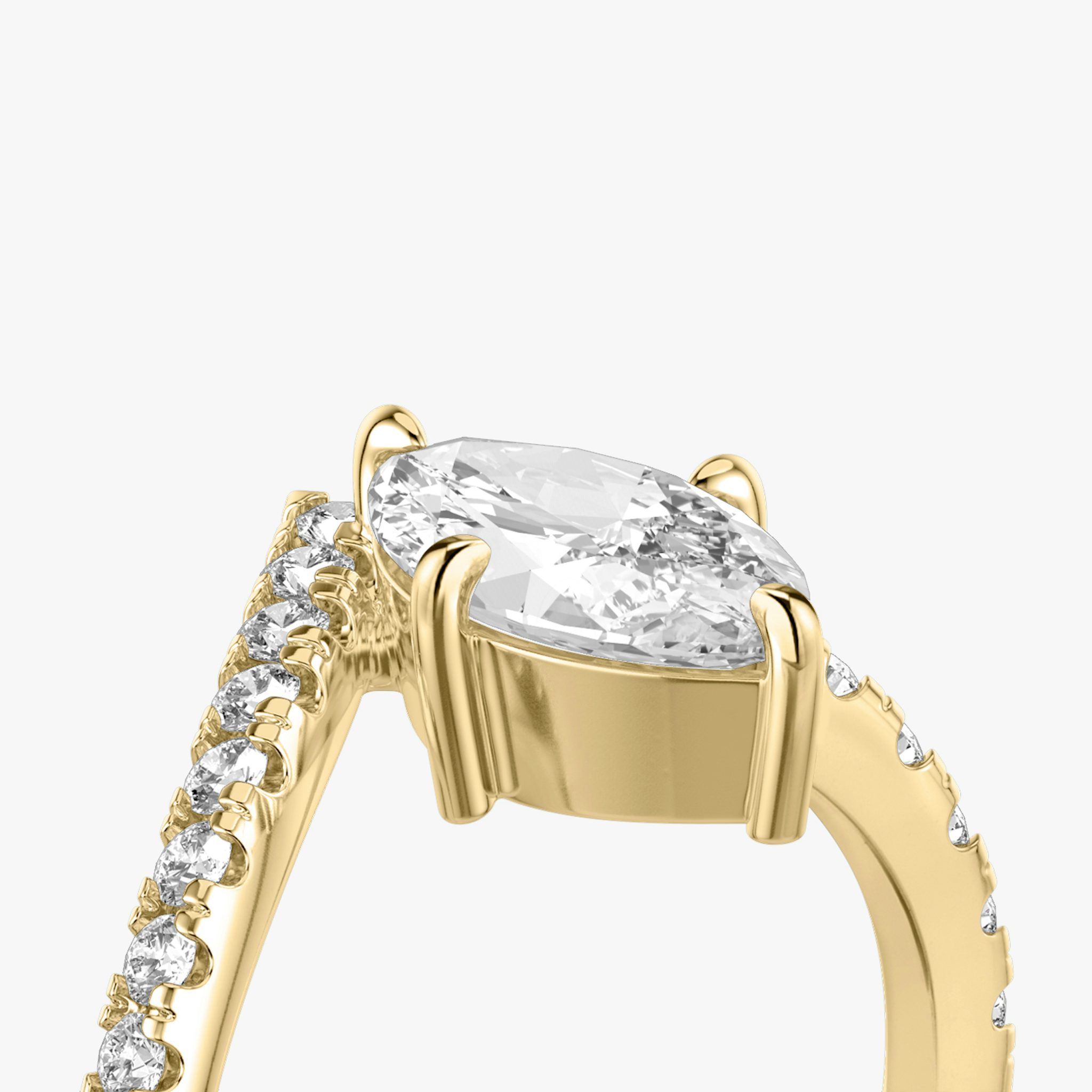 The Signature V | Marquise | 18k | Yellow Gold | bandAccent: Pavé | diamondOrientation: vertical | caratWeight: other