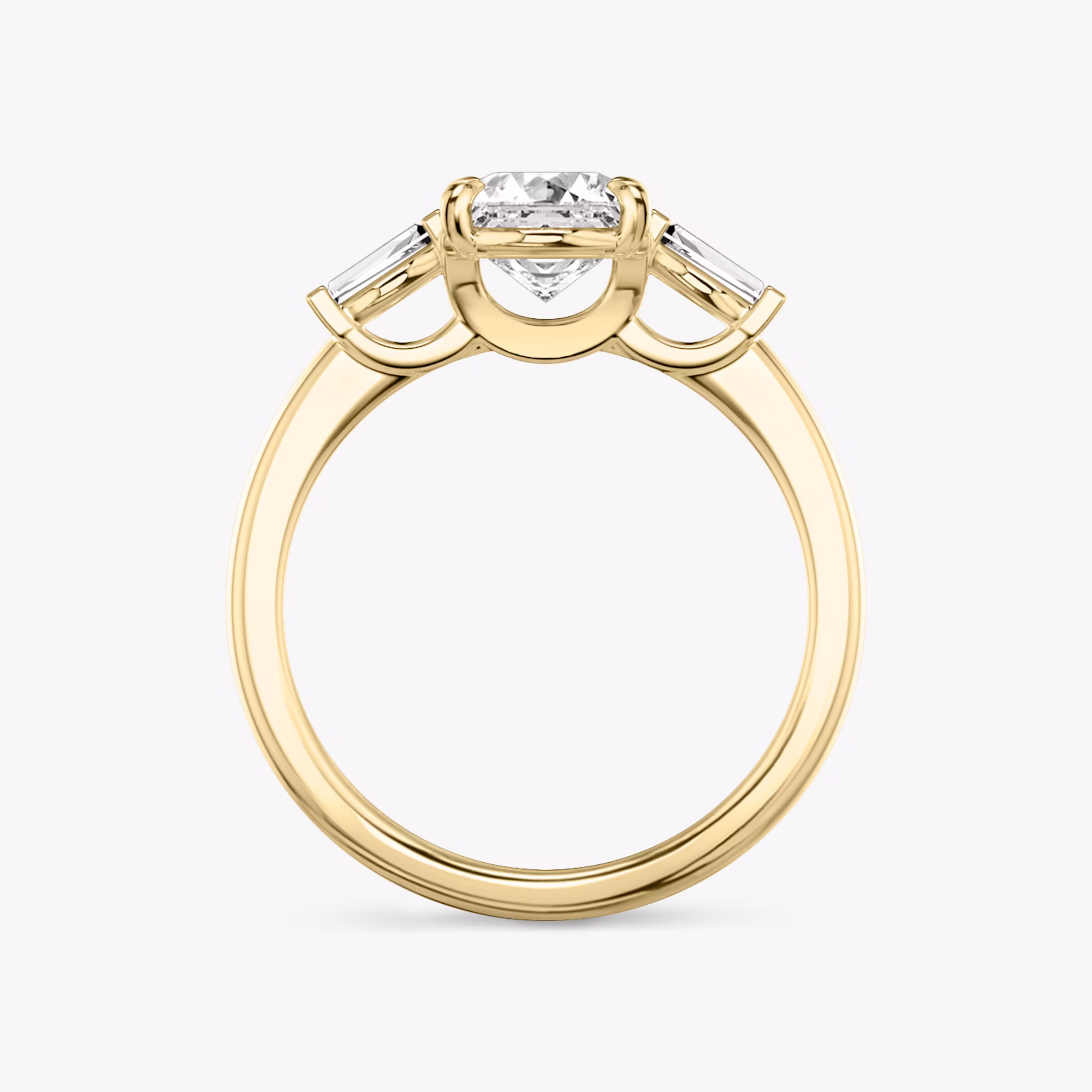 Three Stone | Asscher | 18k | Gelbgold | bandAccent: Ohne Pavé-Besatz | sideStoneCarat: 0.10ct | sideStoneShape: Konisches Baguette | diamondOrientation: vertical | caratWeight: other