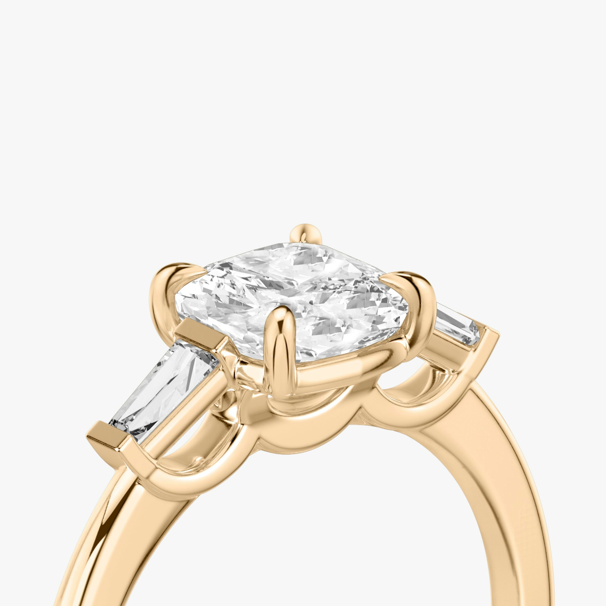 Anillo de compromiso Three Stone | Cojín | 14k | Oro rosa | bandAccent: Simple | sideStoneCarat: 0.10ct | sideStoneShape: Baguette Cónica | diamondOrientation: vertical | caratWeight: other