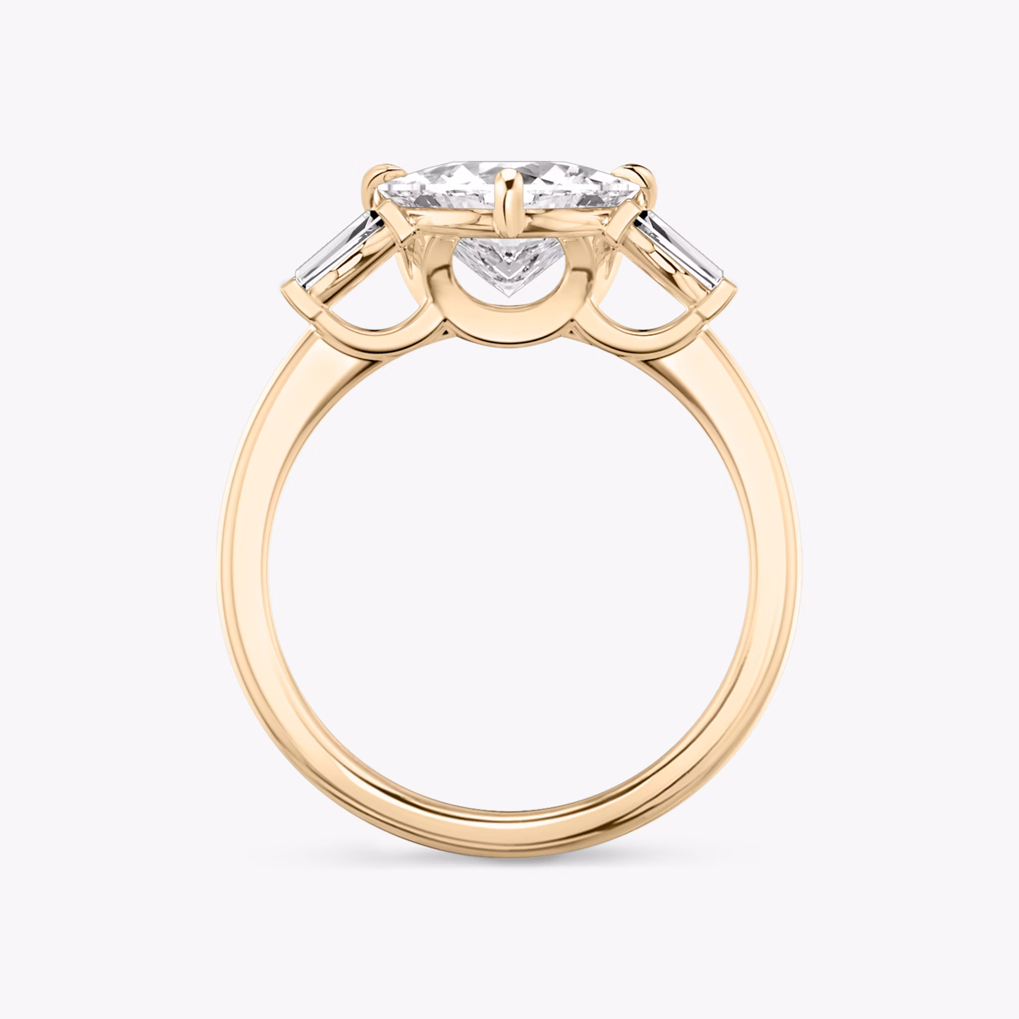 Three Stone | Trillant | 14k | Roségold | bandAccent: Ohne Pavé-Besatz | sideStoneCarat: 0.10ct | sideStoneShape: Konisches Baguette | diamondOrientation: vertical | caratWeight: other