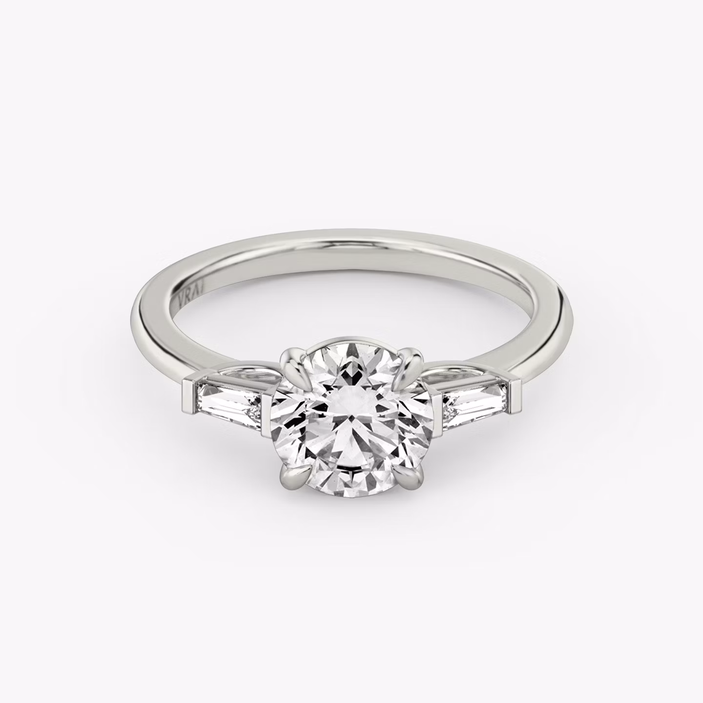 The Three Stone Round Brilliant | White Gold