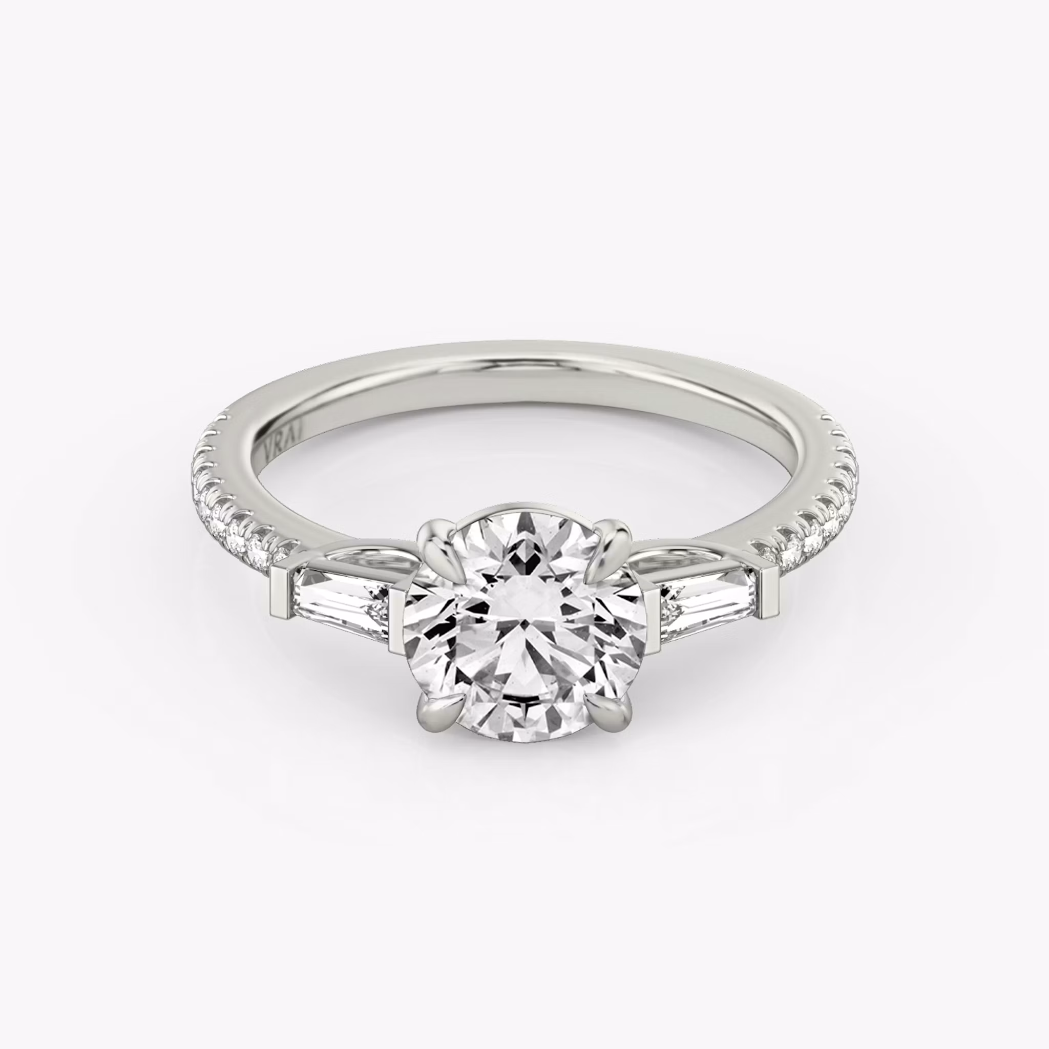 Three Stone Round Brilliant | White Gold