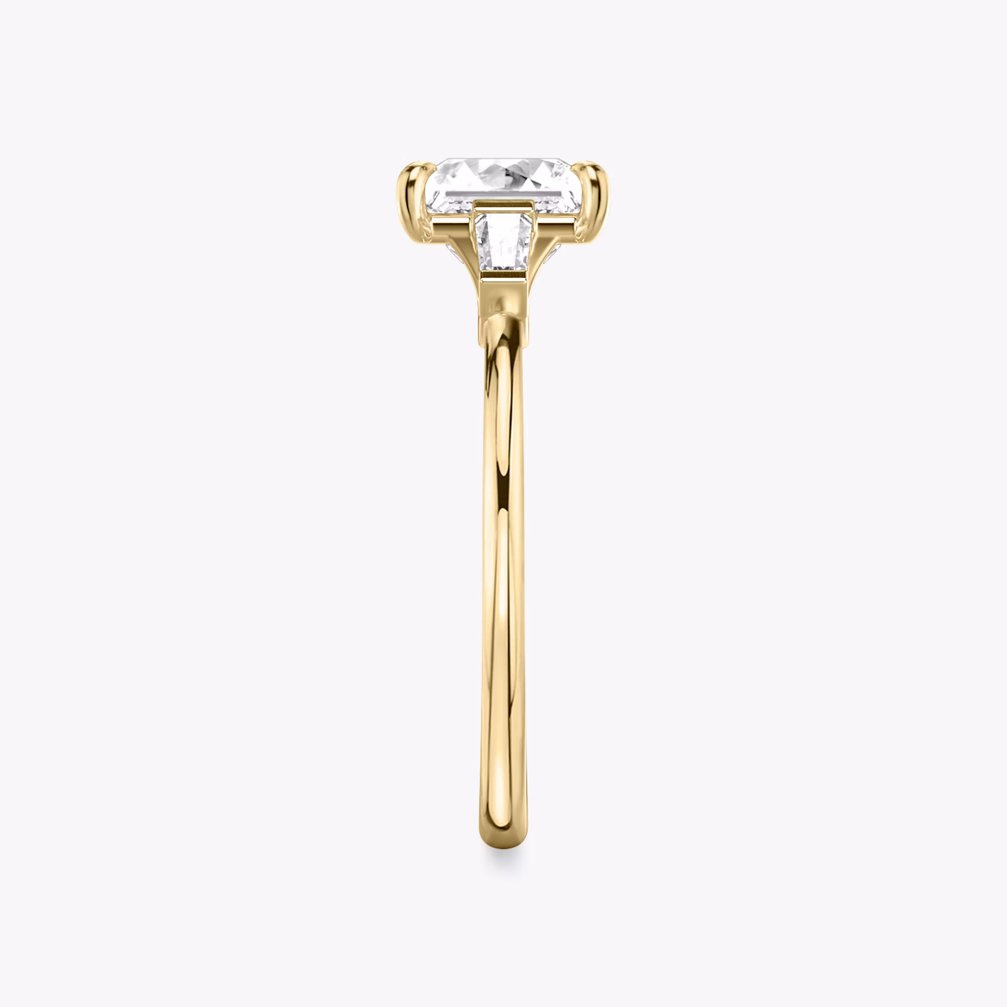 The Three Stone | Princess | 18k | Yellow Gold | bandAccent: Plain | sideStoneCarat: 0.10ct | sideStoneShape: Tapered Baguette | diamondOrientation: vertical | caratWeight: other