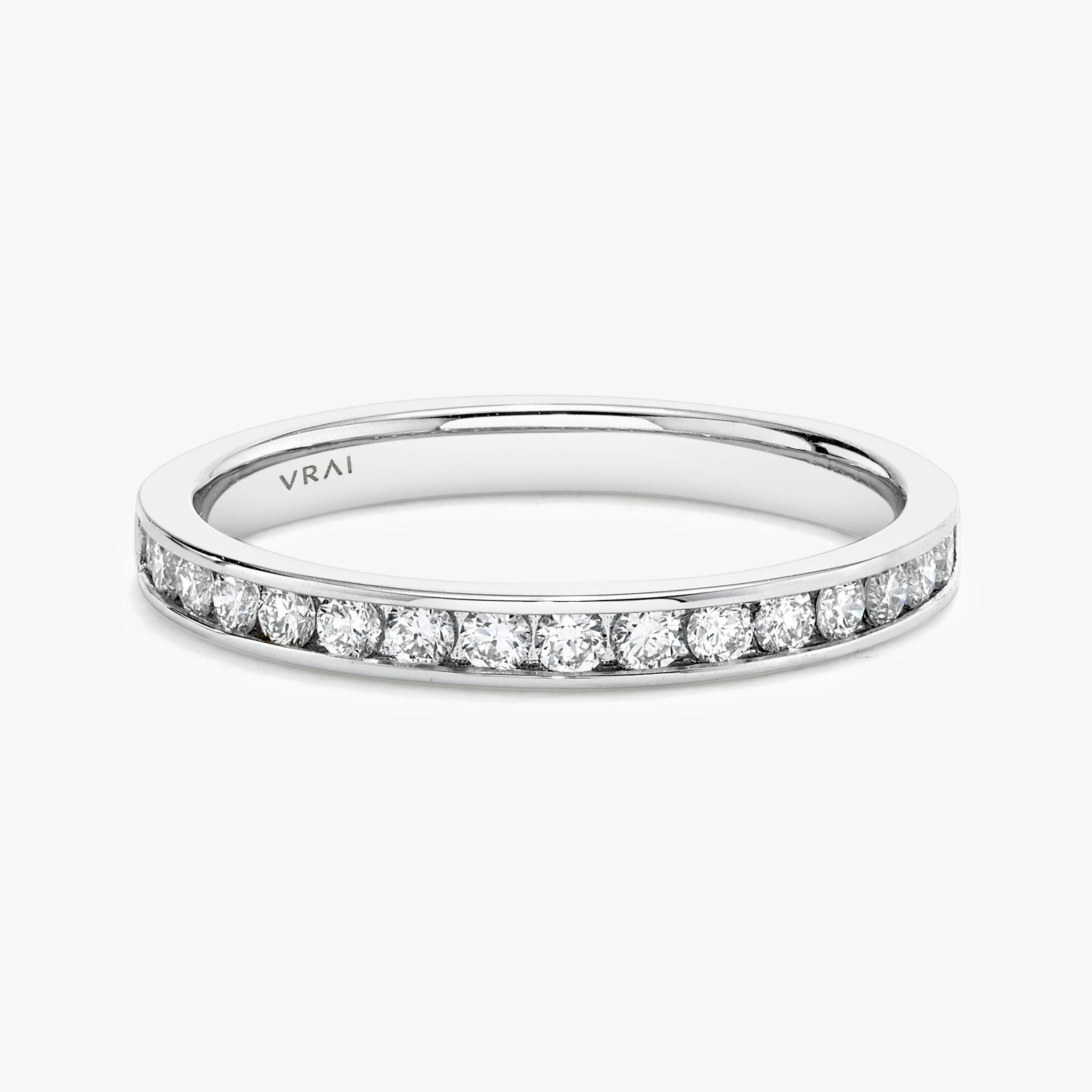 The Devotion Band | Round Brilliant | 18k | White Gold | bandStyle: half | bandVersion: large
