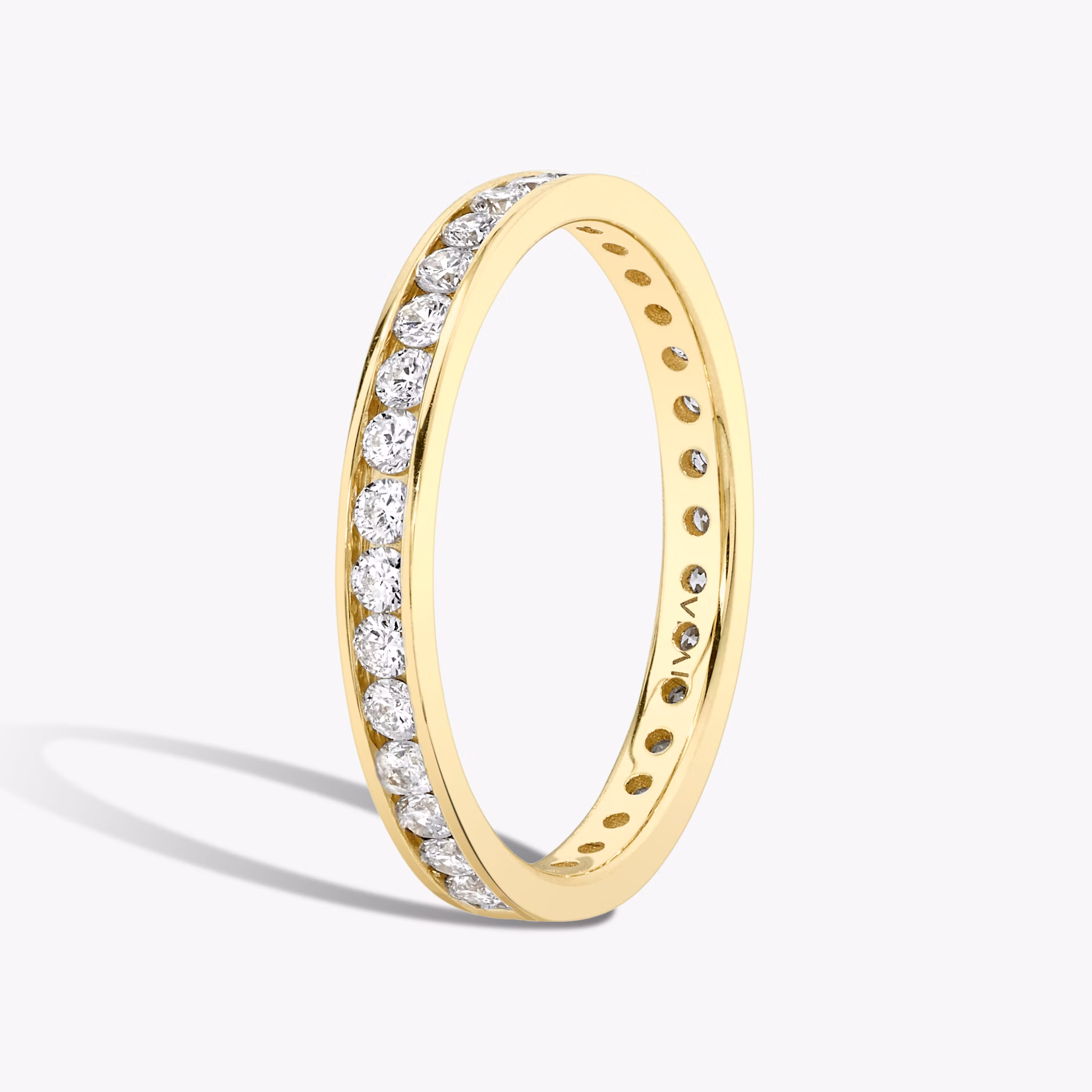 The Devotion Band | Round Brilliant | 18k | Yellow Gold | bandStyle: full | bandVersion: large