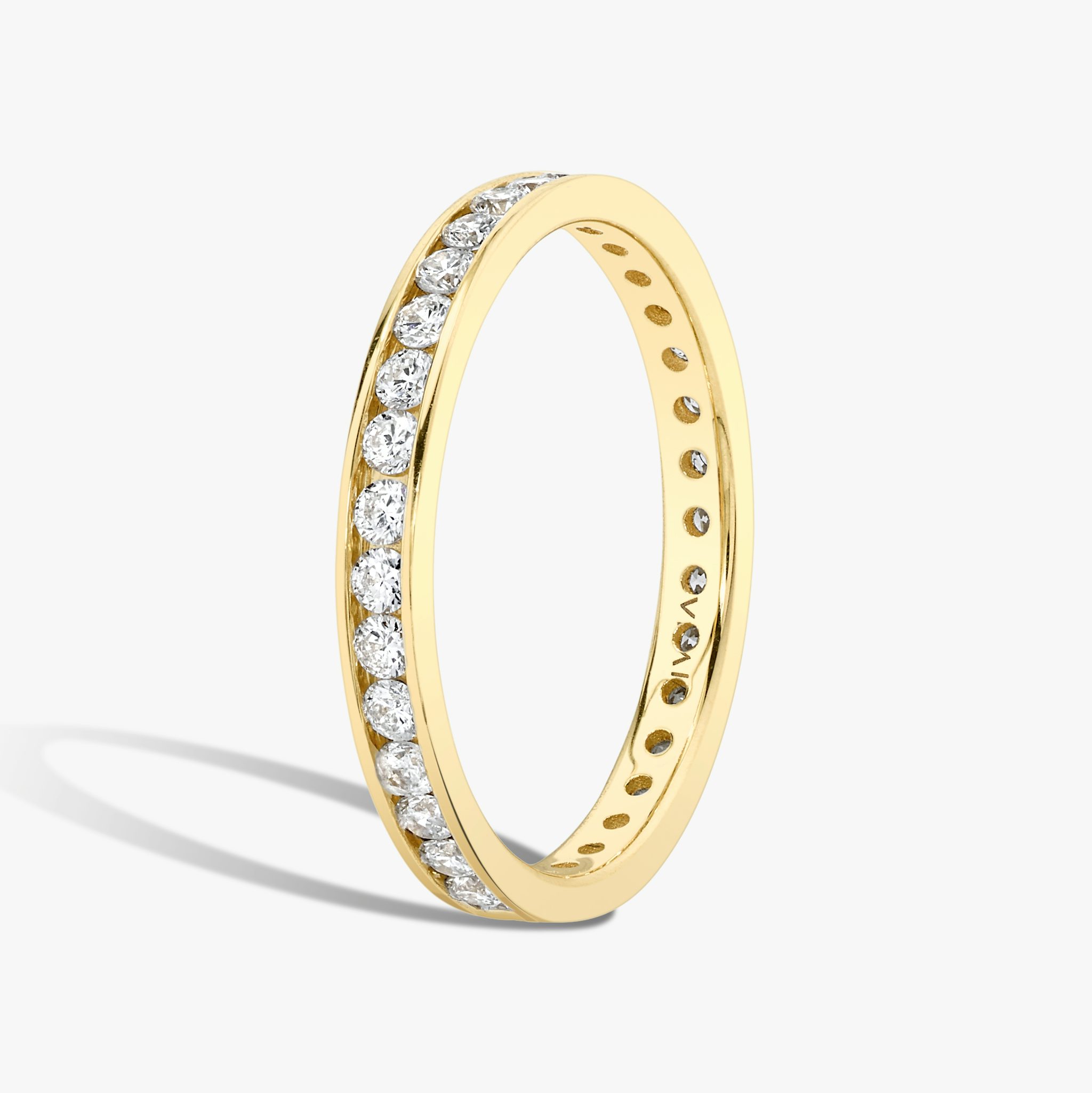 The Devotion Band | Round Brilliant | 18k | Yellow Gold | bandStyle: full | bandVersion: large