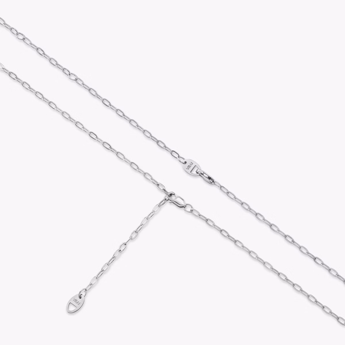 VRAI Solitaire Moon Pendant | Platinum | chainLength: 18-20