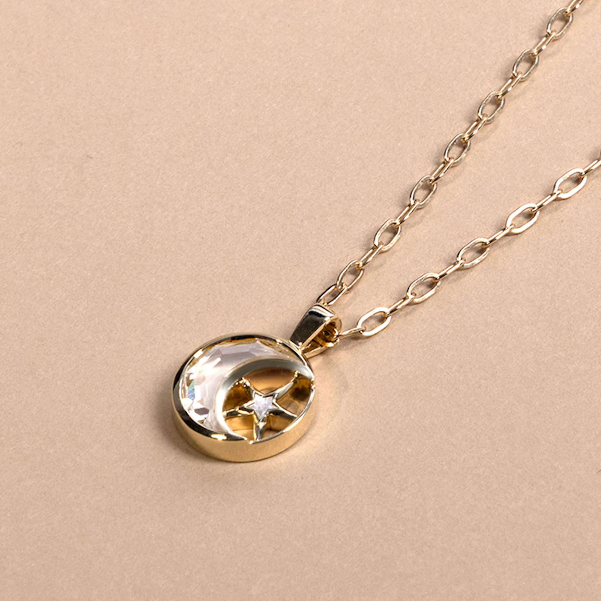 VRAI Solitaire Moon Pendant | 18k | White Gold | chainLength: 18-20