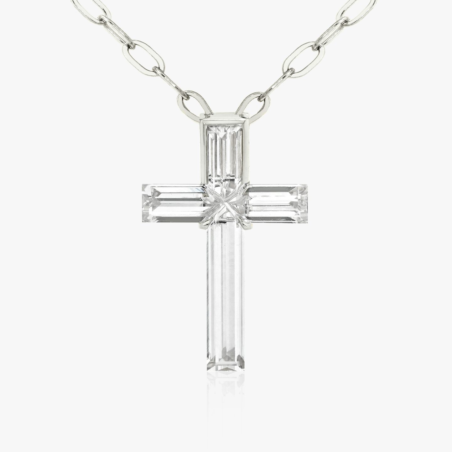 VRAI Solitaire Cross | cross | 18k | White Gold | stoneSetting: semi-bezel | chainLength: 18-20