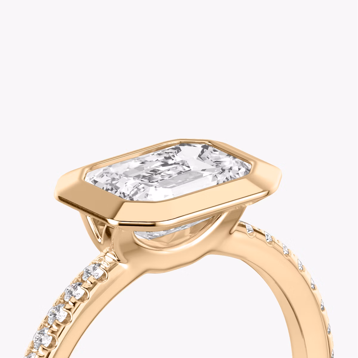 The Signature Bezel | Emerald | 14k | Rose Gold | bandAccent: Pavé | diamondOrientation: horizontal | caratWeight: other