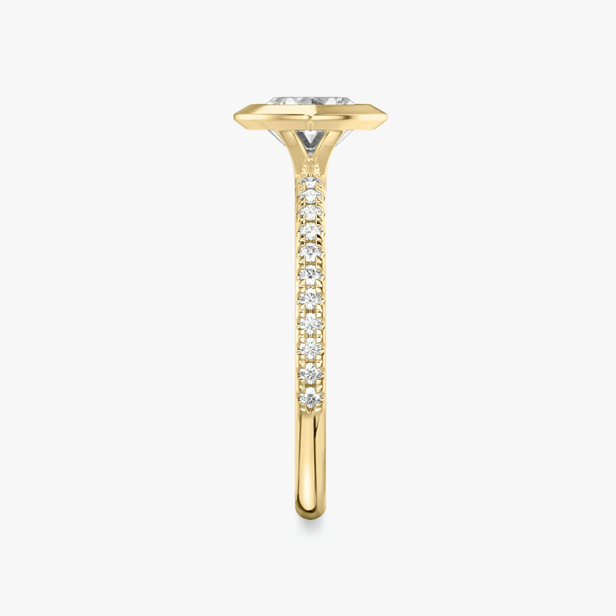 The Signature Bezel | Marquise | 18k | Yellow Gold | bandAccent: Pavé | diamondOrientation: horizontal | caratWeight: other