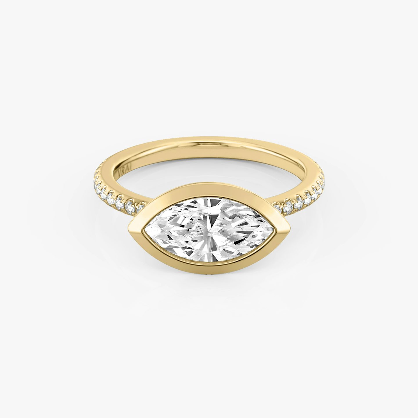 The Signature Bezel | Marquise | 18k | Yellow Gold | bandAccent: Pavé | diamondOrientation: horizontal | caratWeight: other