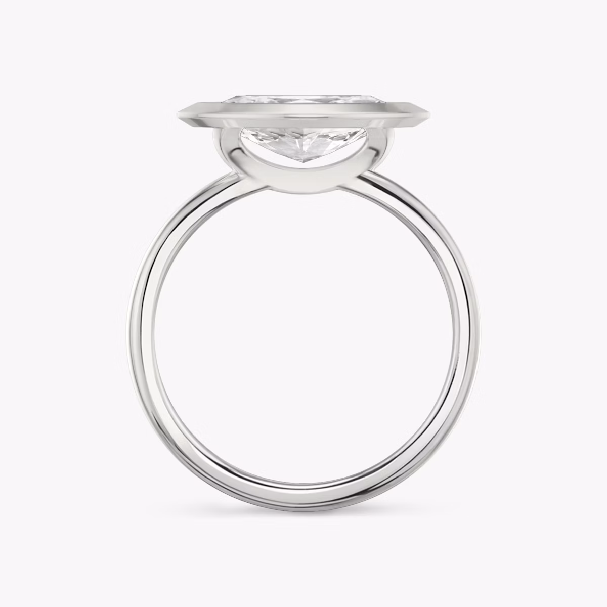 Anillo de compromiso Signature Bezel | Marquise | 18k | Oro blanco | bandAccent: Simple | diamondOrientation: horizontal | caratWeight: other