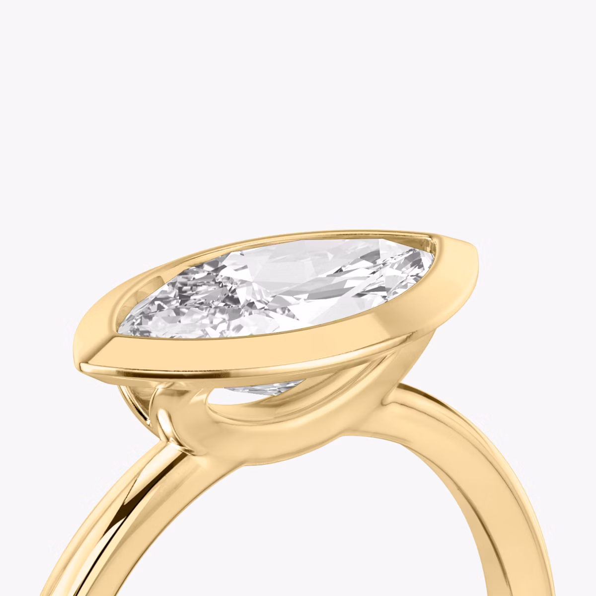 The Signature Bezel | Marquise | 18k | Yellow Gold | bandAccent: Plain | diamondOrientation: horizontal | caratWeight: other